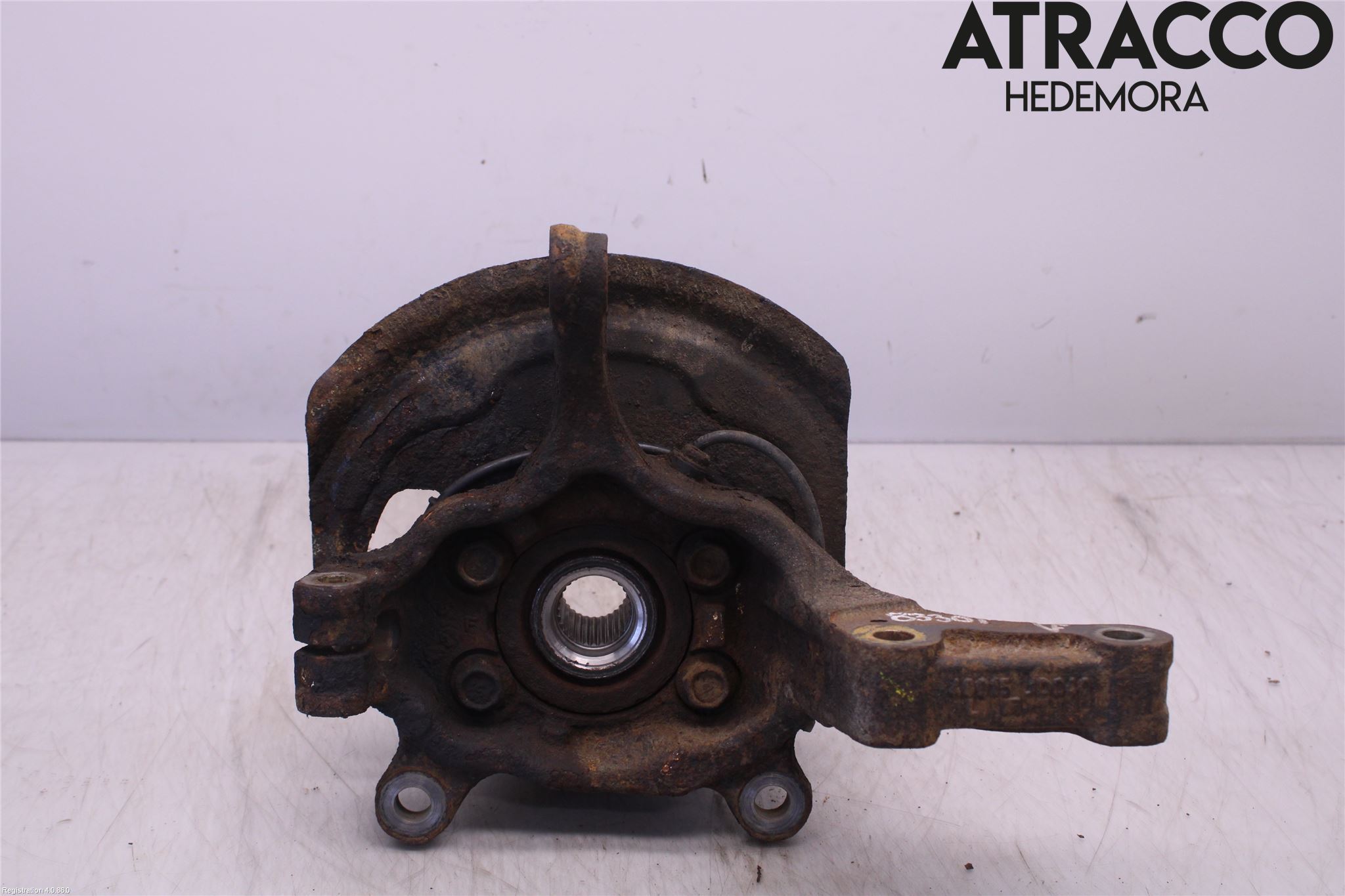 Nissan QASHQAI   07-10 Spindel Vf