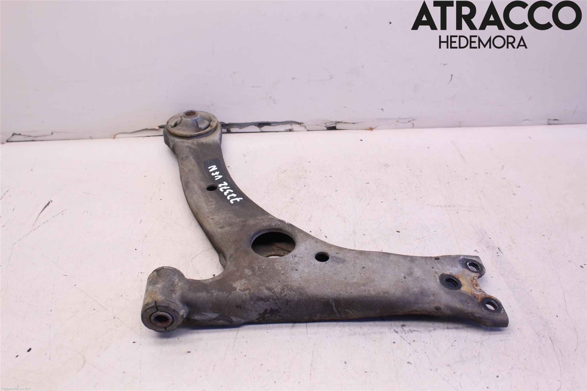Toyota COROLLA VERSO 08-09 Bærearm Foran Venstre Nedre