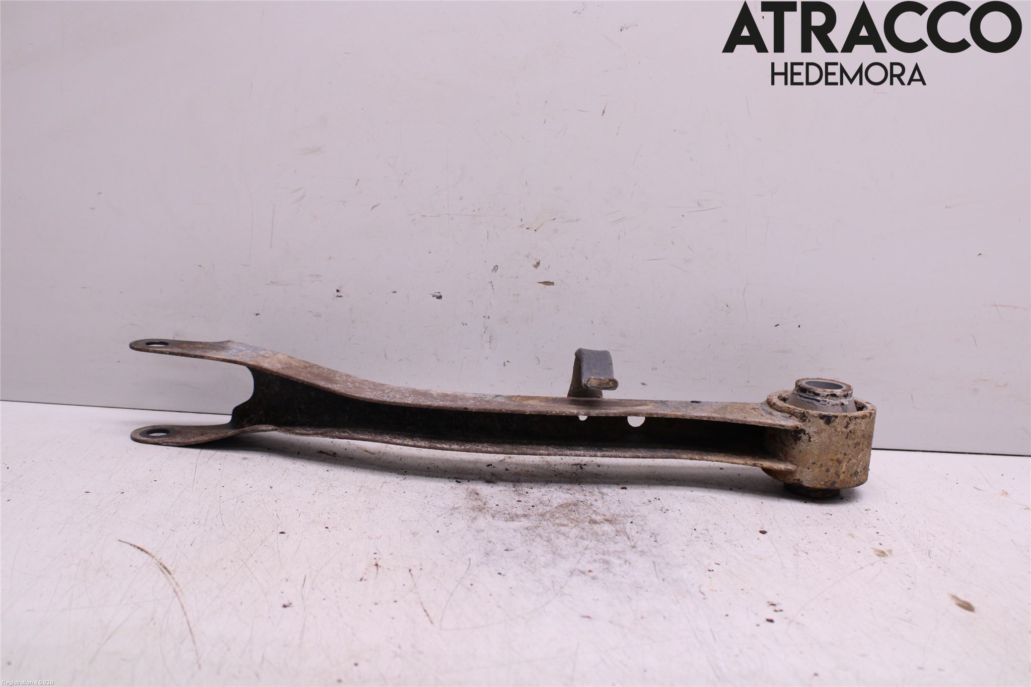 Subaru OUTBACK 10-15 Bærearm Bak Høyre