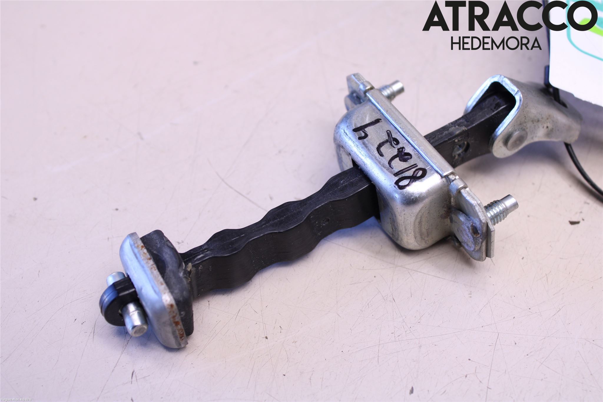 Subaru IMPREZA V 18- Dørstopper