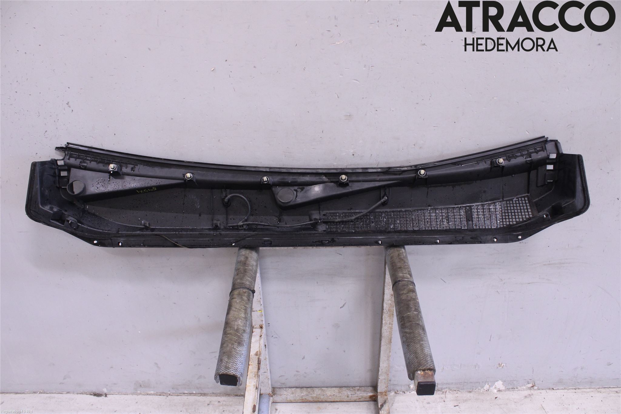 Isuzu D-MAX Visker Deksel-Grill-Under Frr