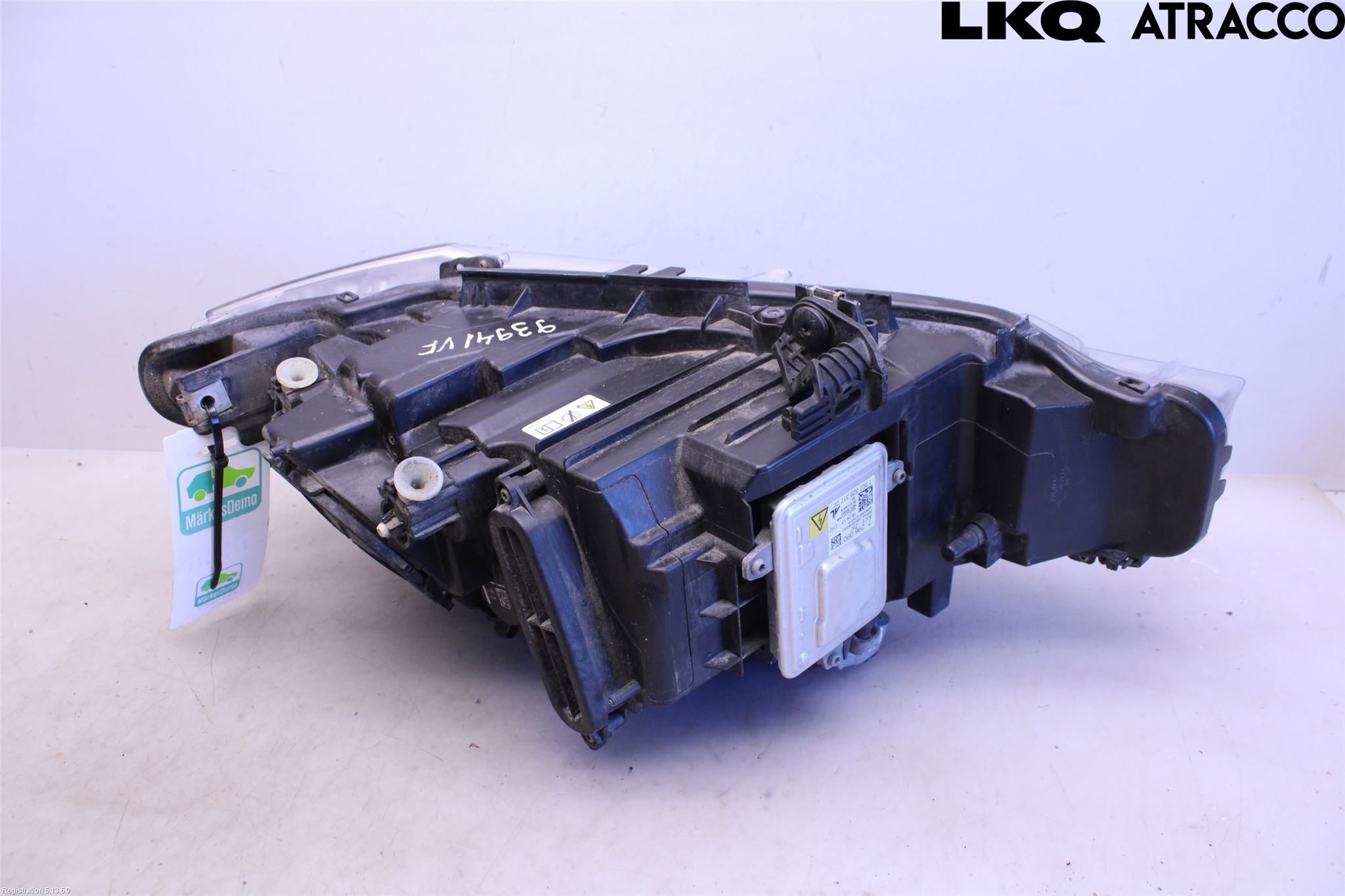 BMW 3 F30/F31/F80 12-19 Frontlykt Venstre