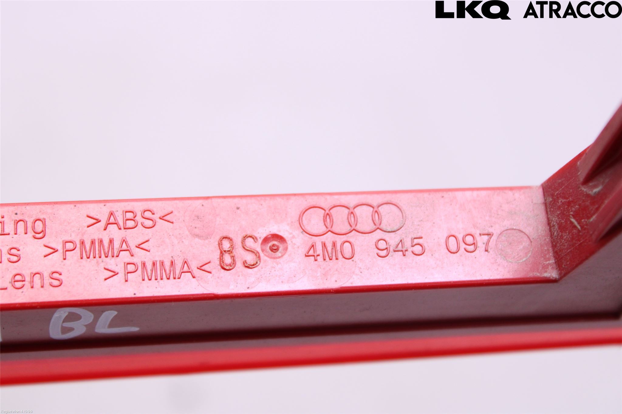 Audi A4/S4 B9 20- Bremselys Bakrute