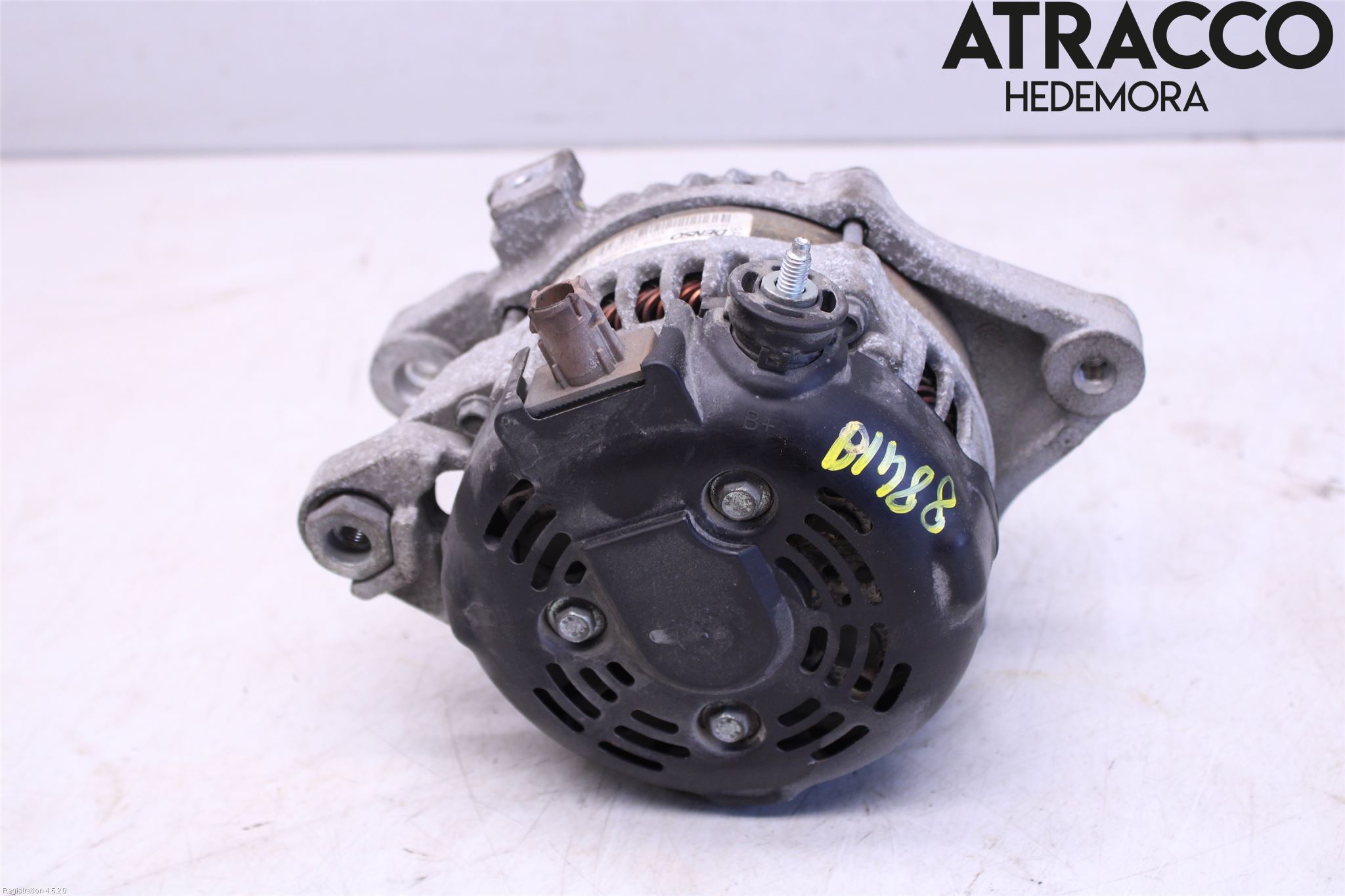 Toyota AURIS 13-19 Dynamo