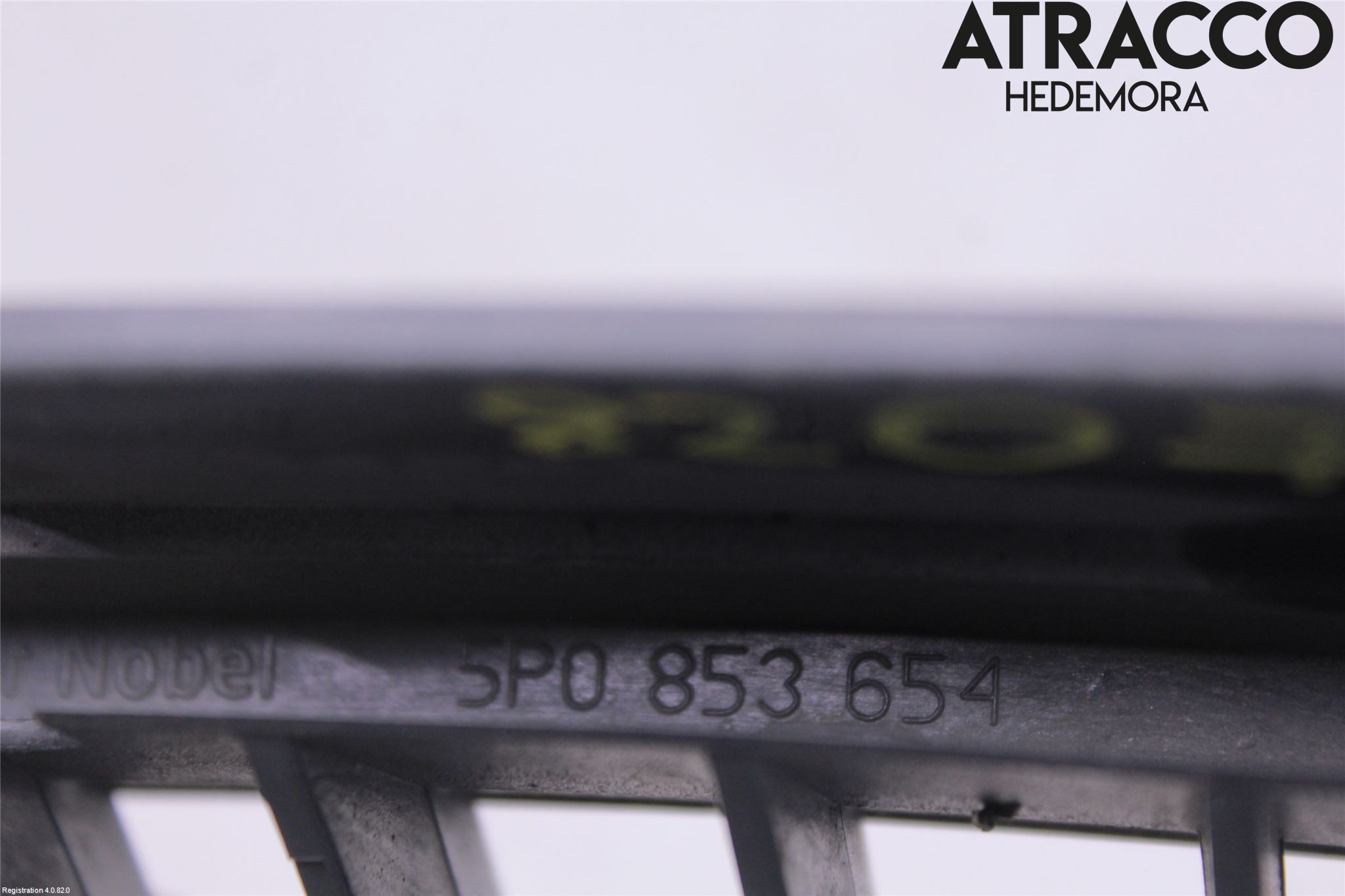 Seat LEON 06-12 Grill Komplett