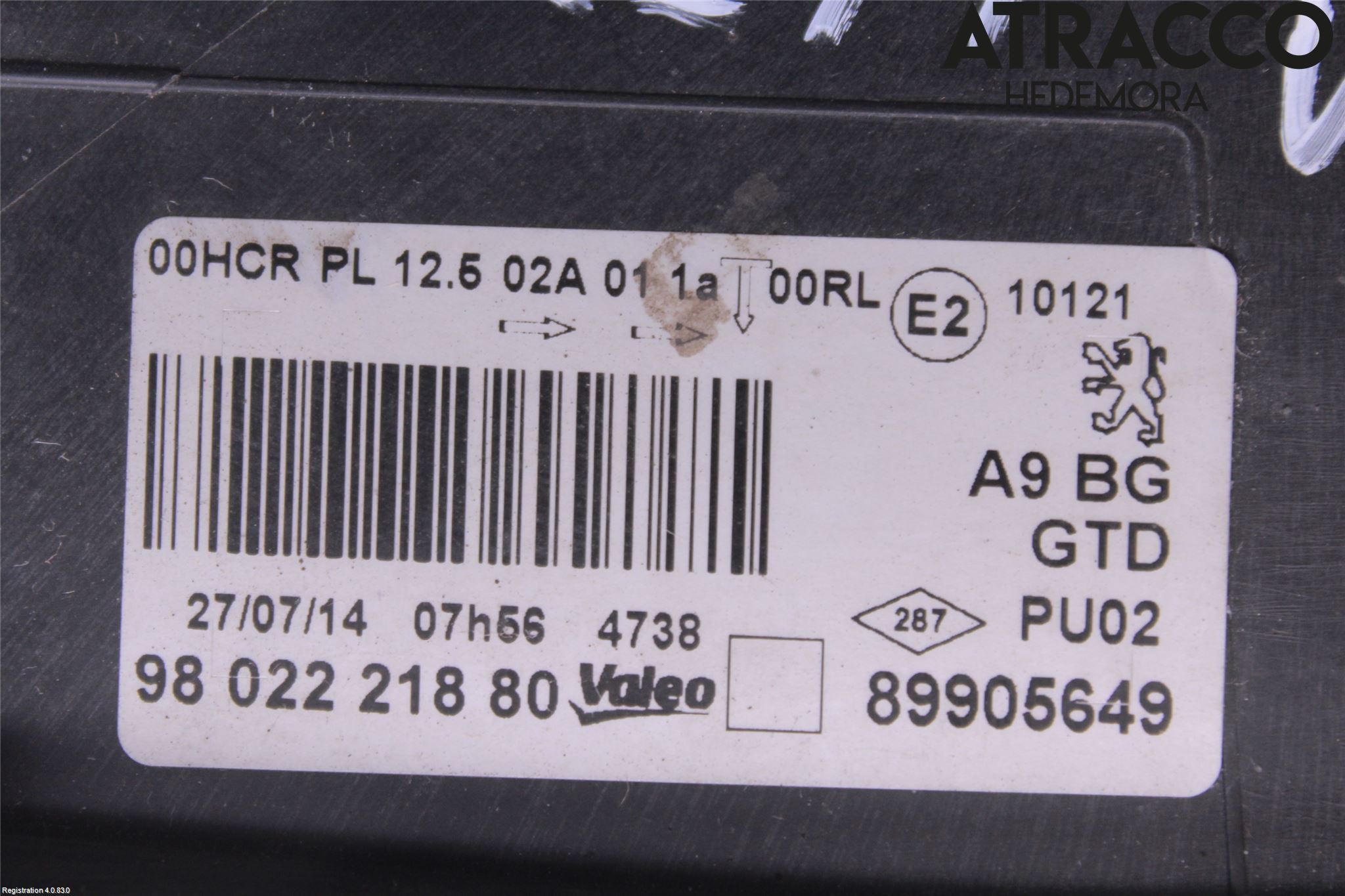 Peugeot 208 12-15 Frontlykt Venstre