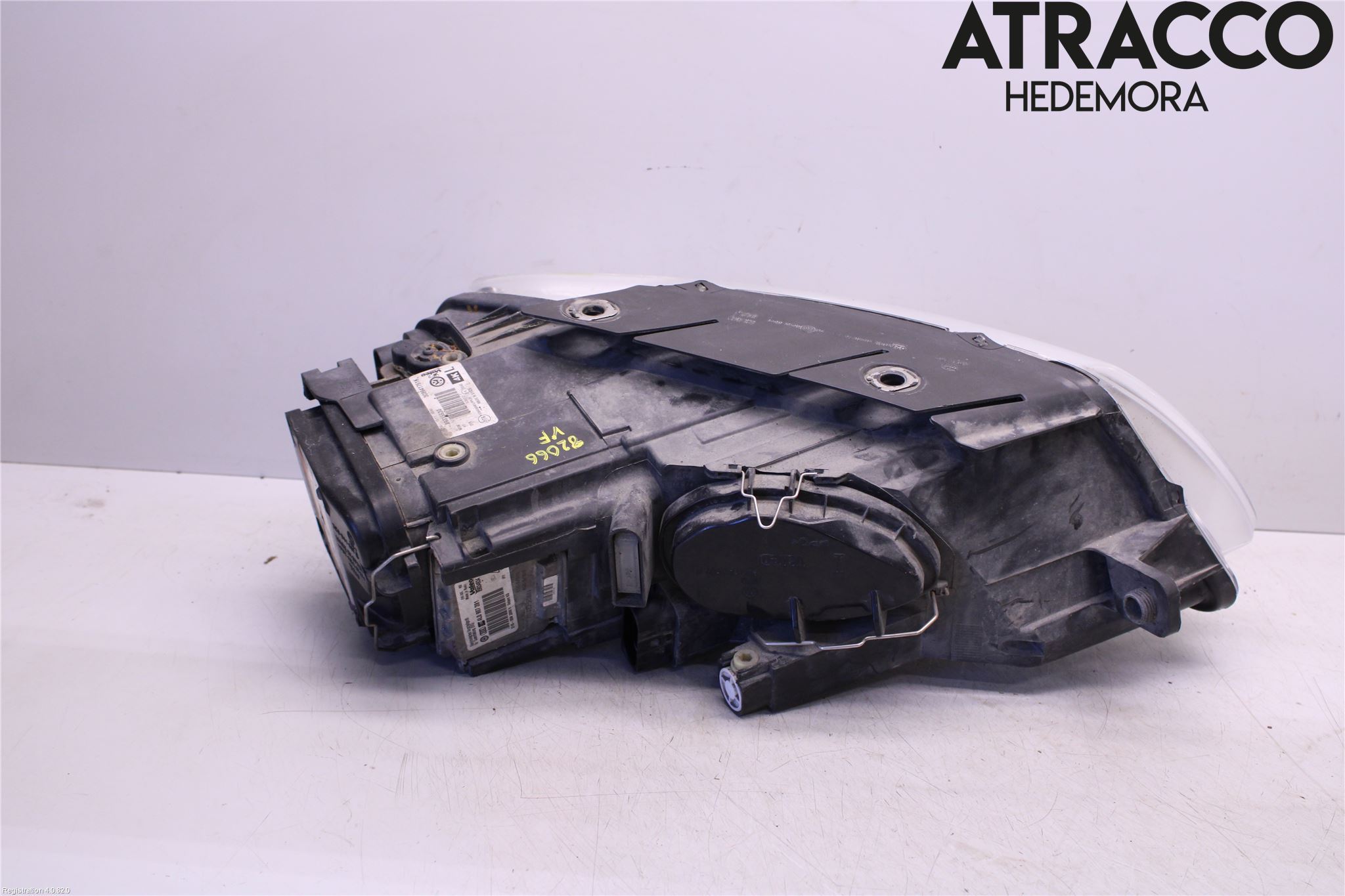 Volkswagen VW PASSAT 05-11 Frontlykt Venstre