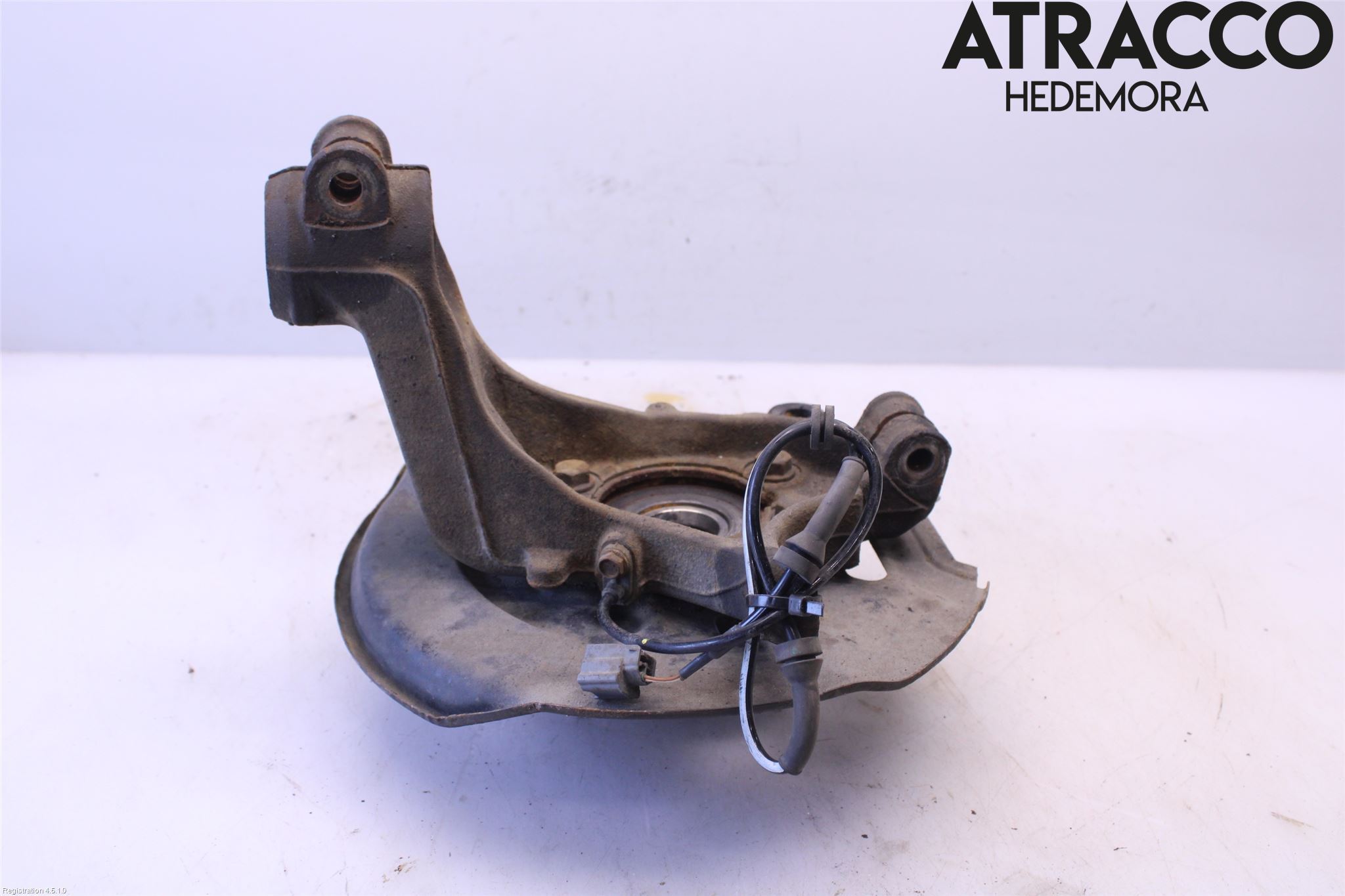 Nissan QASHQAI 14-17 Spindel Vf
