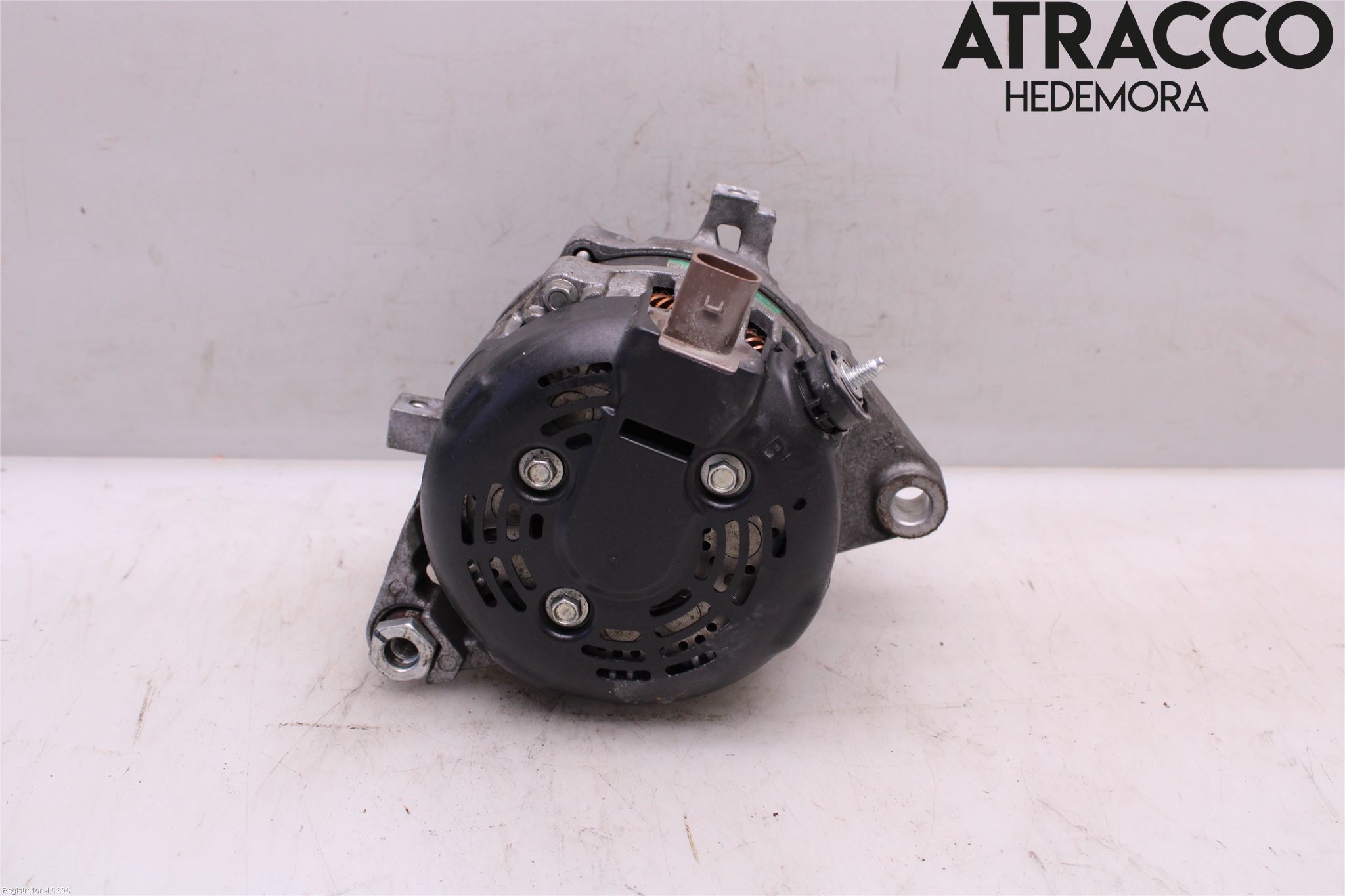 Toyota HILUX 16- Dynamo
