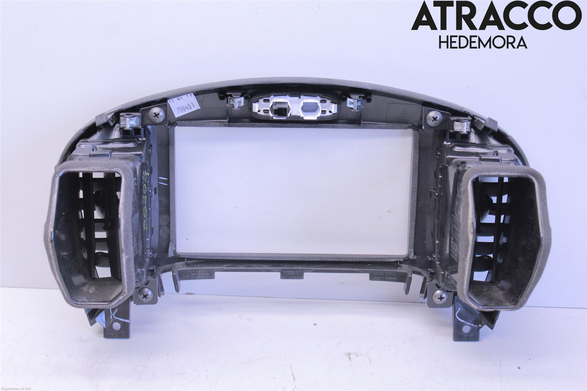 Nissan JUKE 10-14 Dashbord Kanal - Dyse