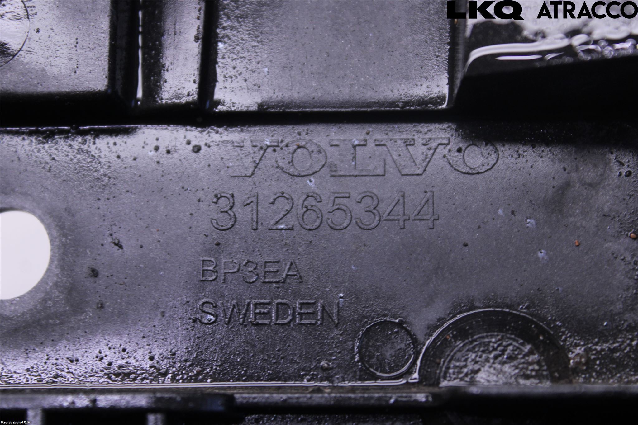 Volvo V70 08-13 Støtfangerfeste Foran Venstre