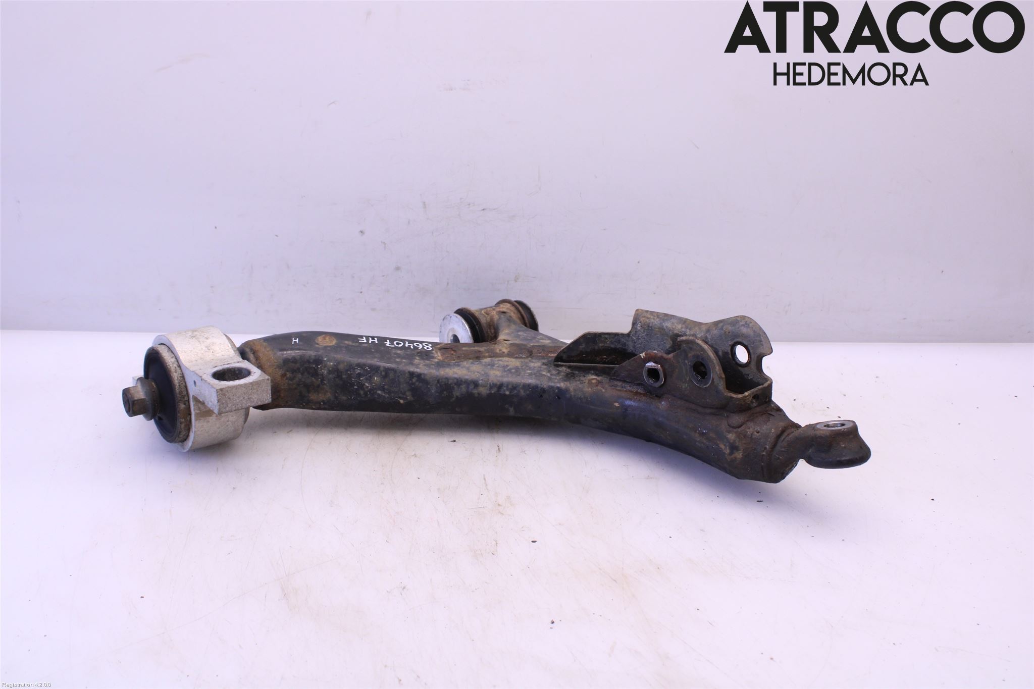 Lexus IS 250/350 14-20 Bærearm Foran Høyre Nedre