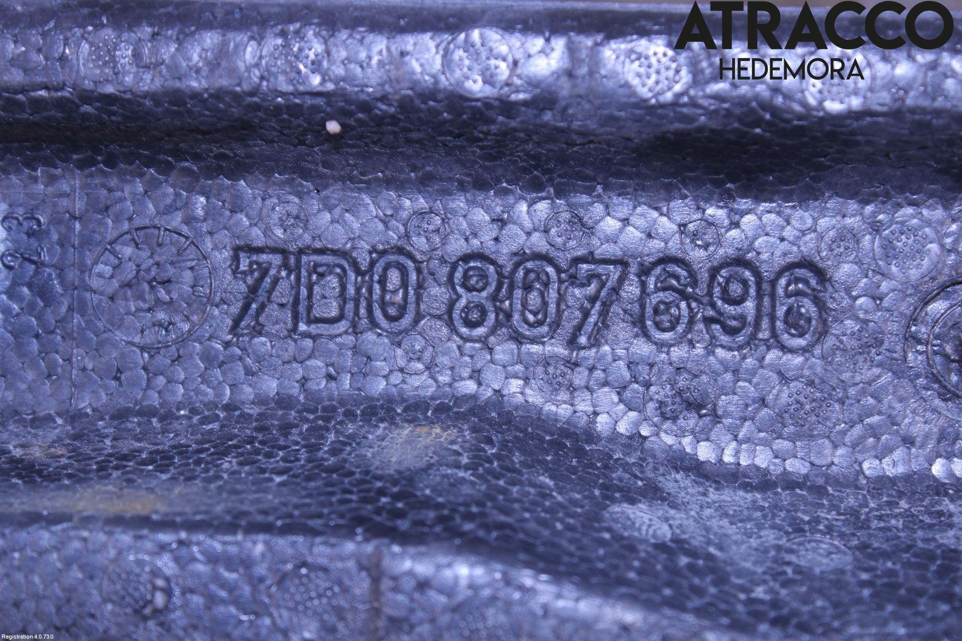 Volkswagen VW TRANSP/CARAVELLE (T4) 91-03 Støtfanger Bak Deform Element