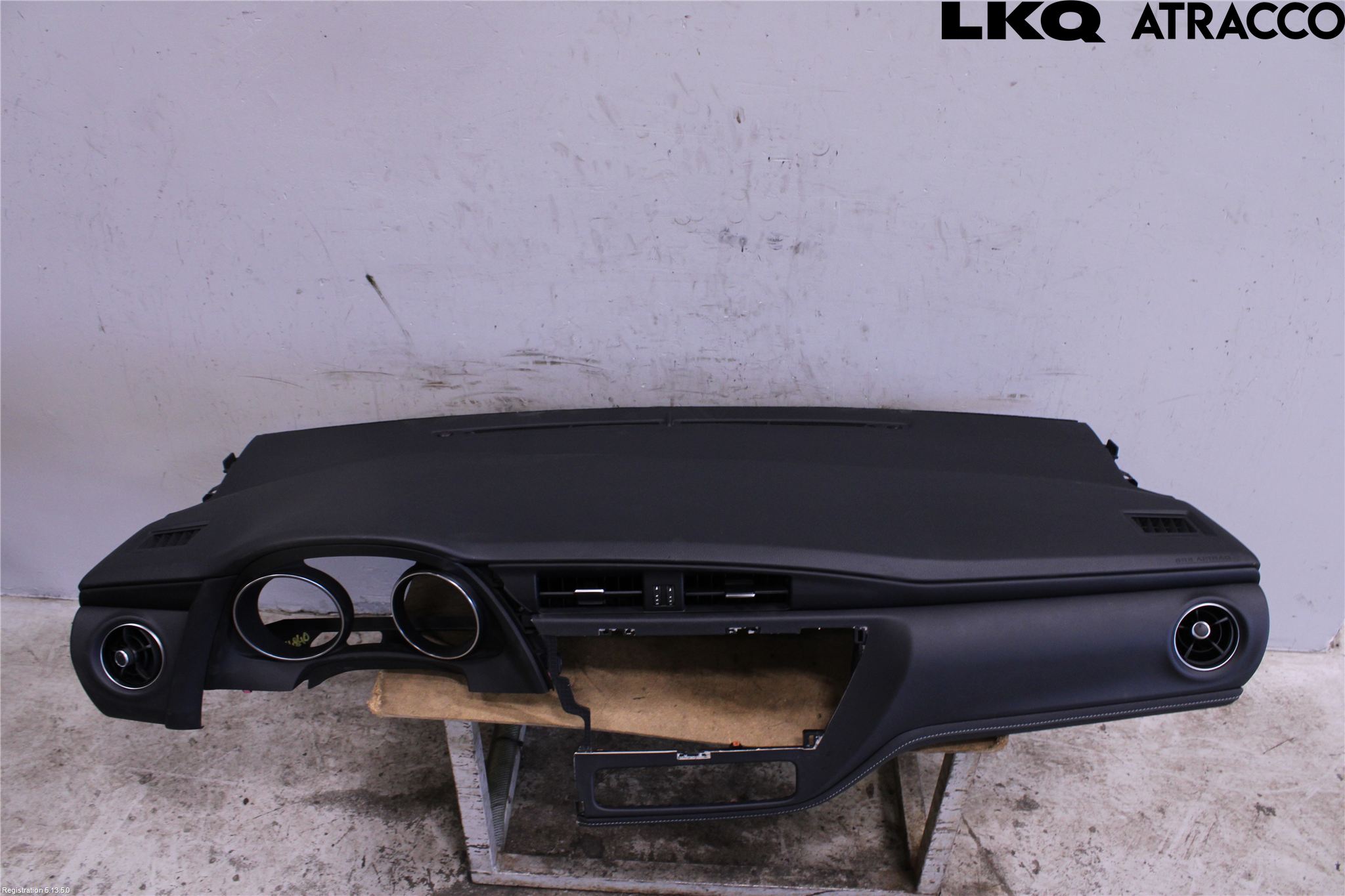 Toyota AURIS 13-19 Dashbord