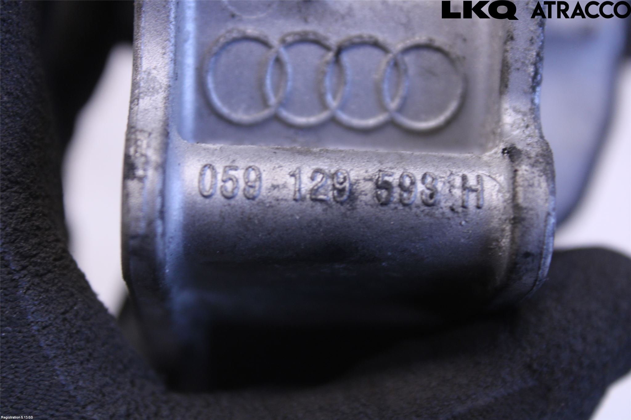 Volkswagen VW TOUAREG 7P 11-18 Inns Spjeldhus