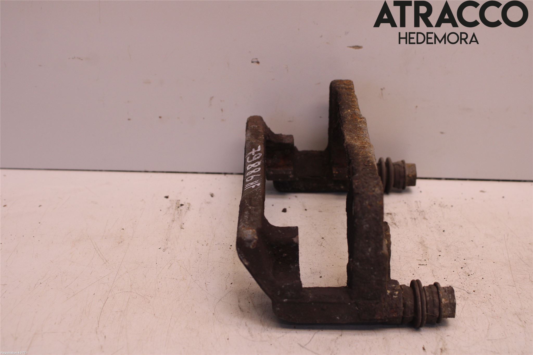 Suzuki SPLASH Bremsecaliper Feste Holder