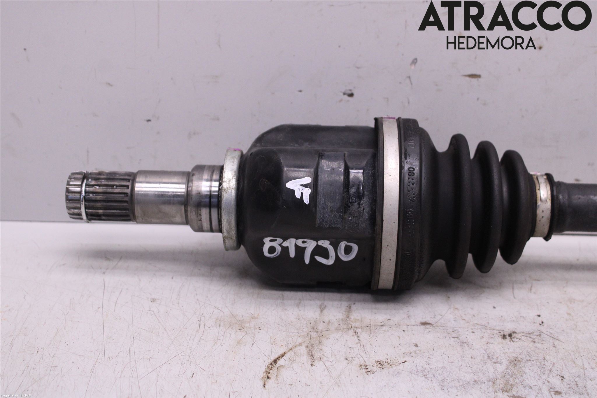 Toyota YARIS XP130 15-20 Drivaksel Foran Kompl Venstre