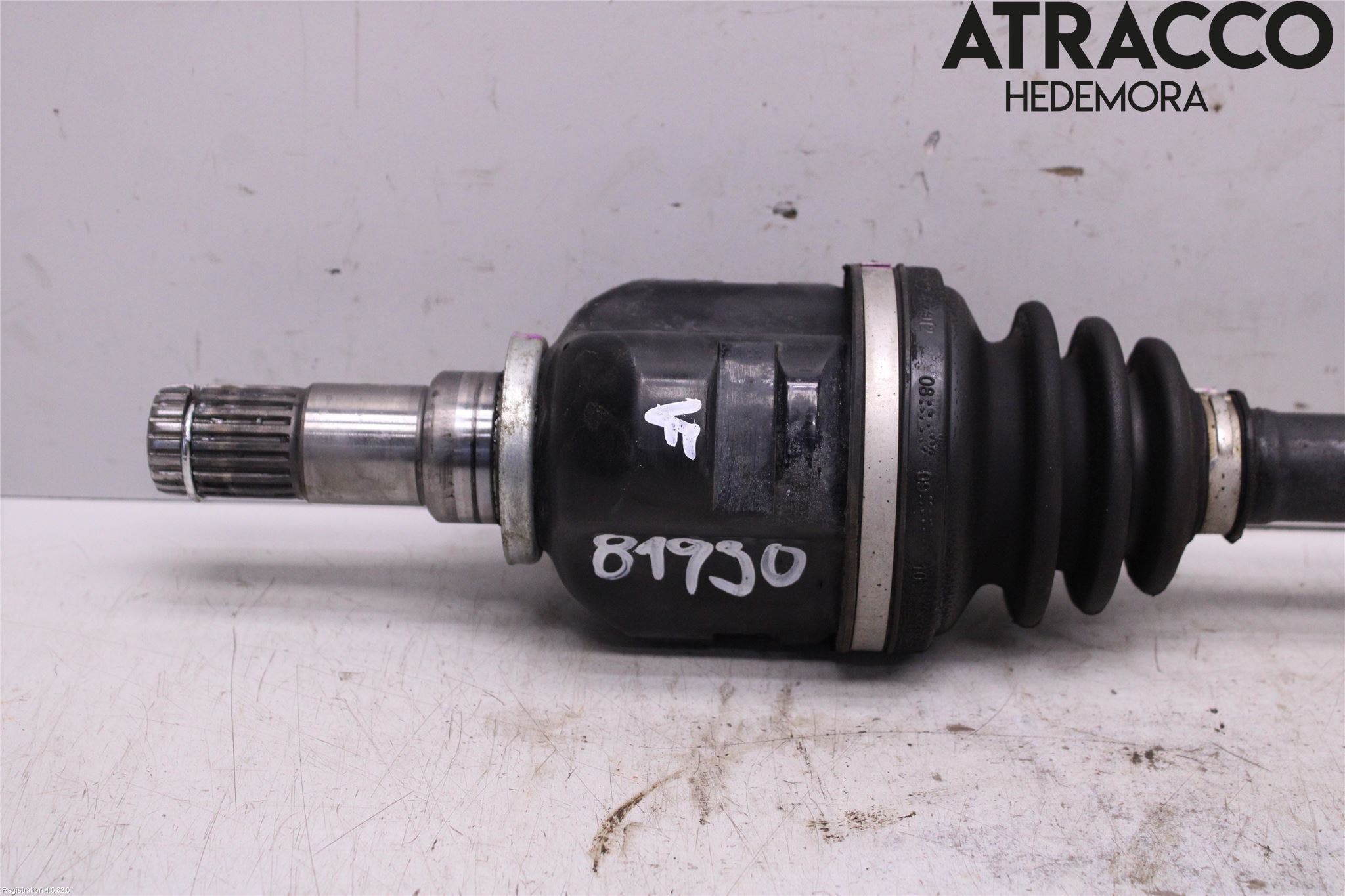 Toyota YARIS XP130 15-20 Drivaksel Foran Kompl Venstre
