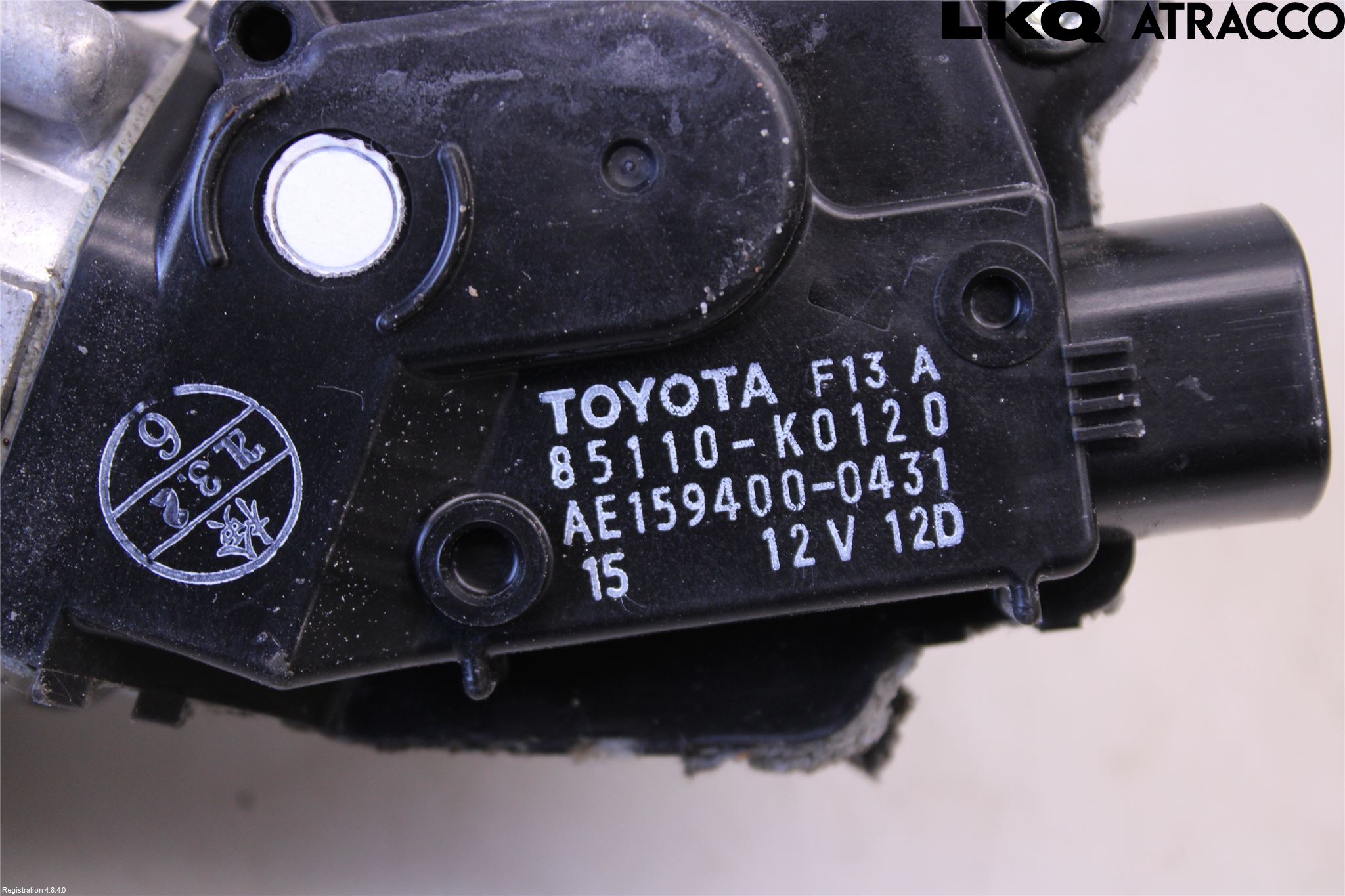 Toyota YARIS XP21 20- Viskermotor Frontrute