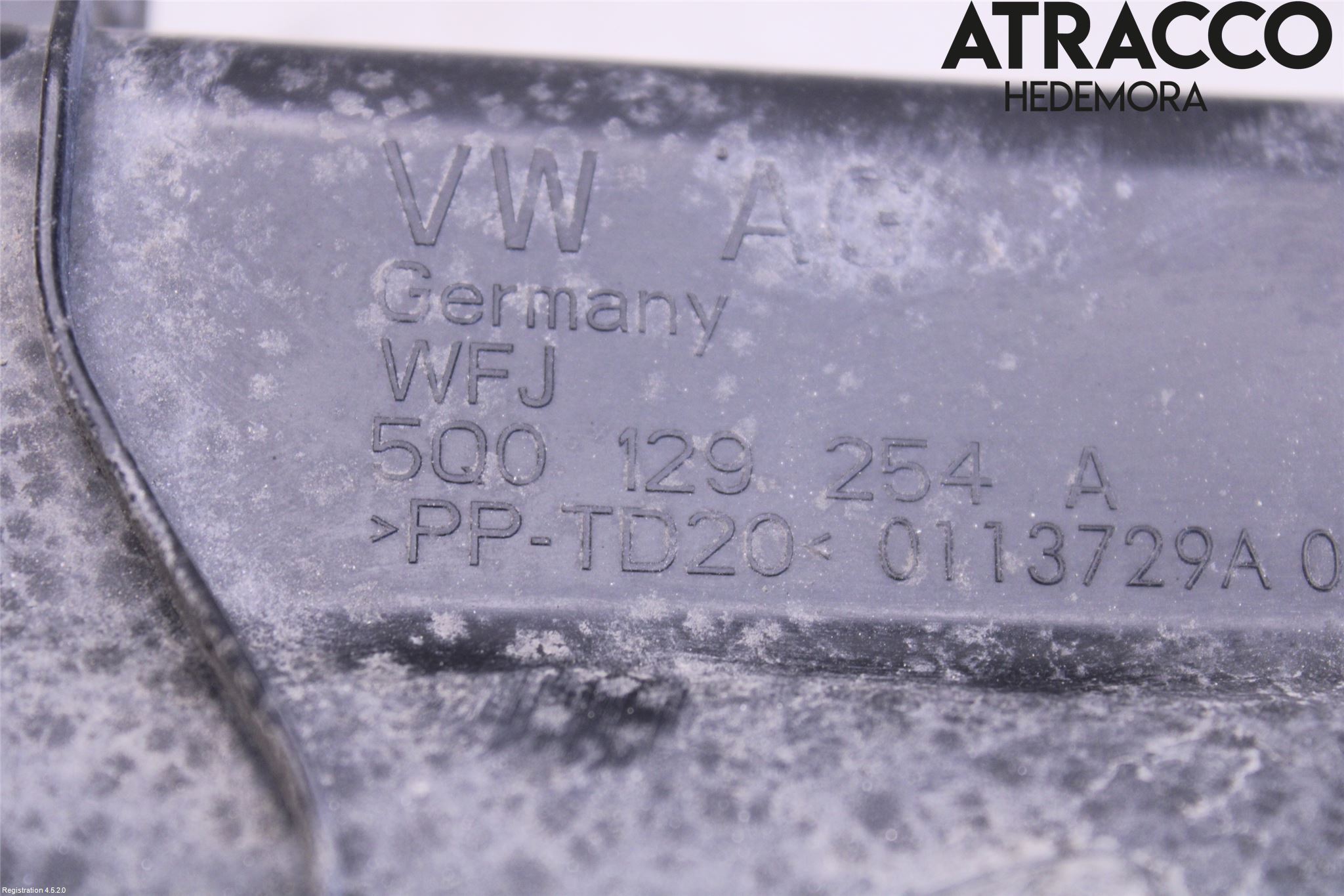 Volkswagen VW PASSAT 20-24 Luftstyring Front