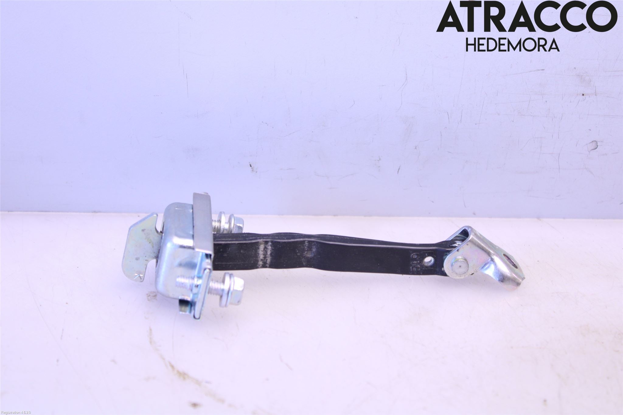 Toyota YARIS CROSS XP21 21- Dørstopper