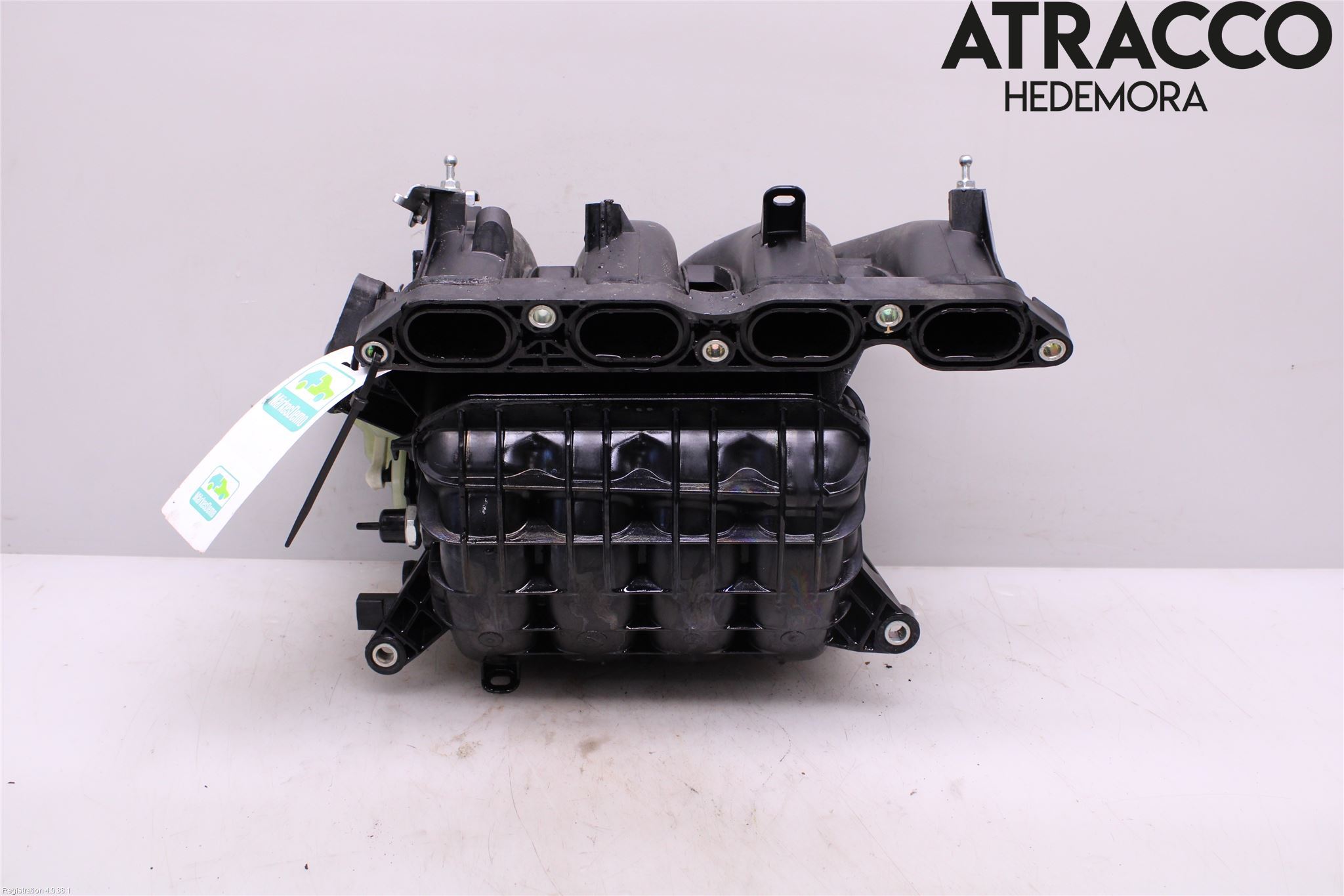 Toyota AVENSIS 16-18 Innsugningsmanifold