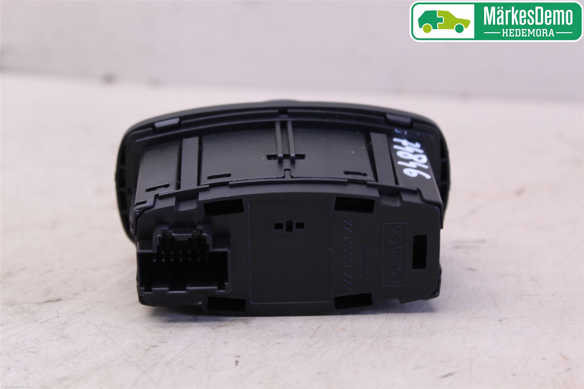 Ford TRANSIT SKÅP/BUSS 14-22 Bryter Hovedlys