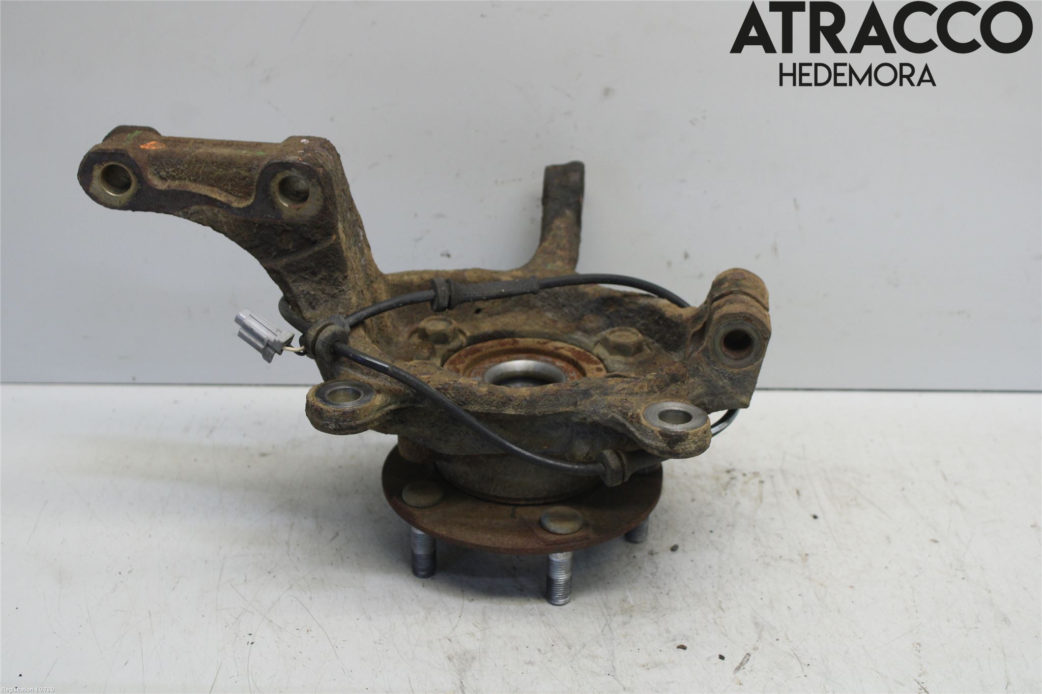 Nissan QASHQAI   07-10 Spindel Hf