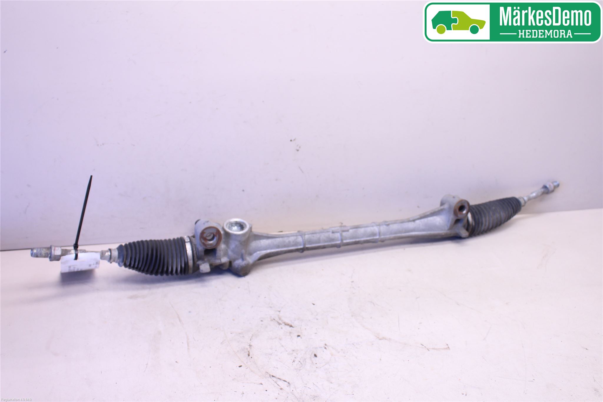 Toyota AVENSIS 16-18 Snekke - Tannstang