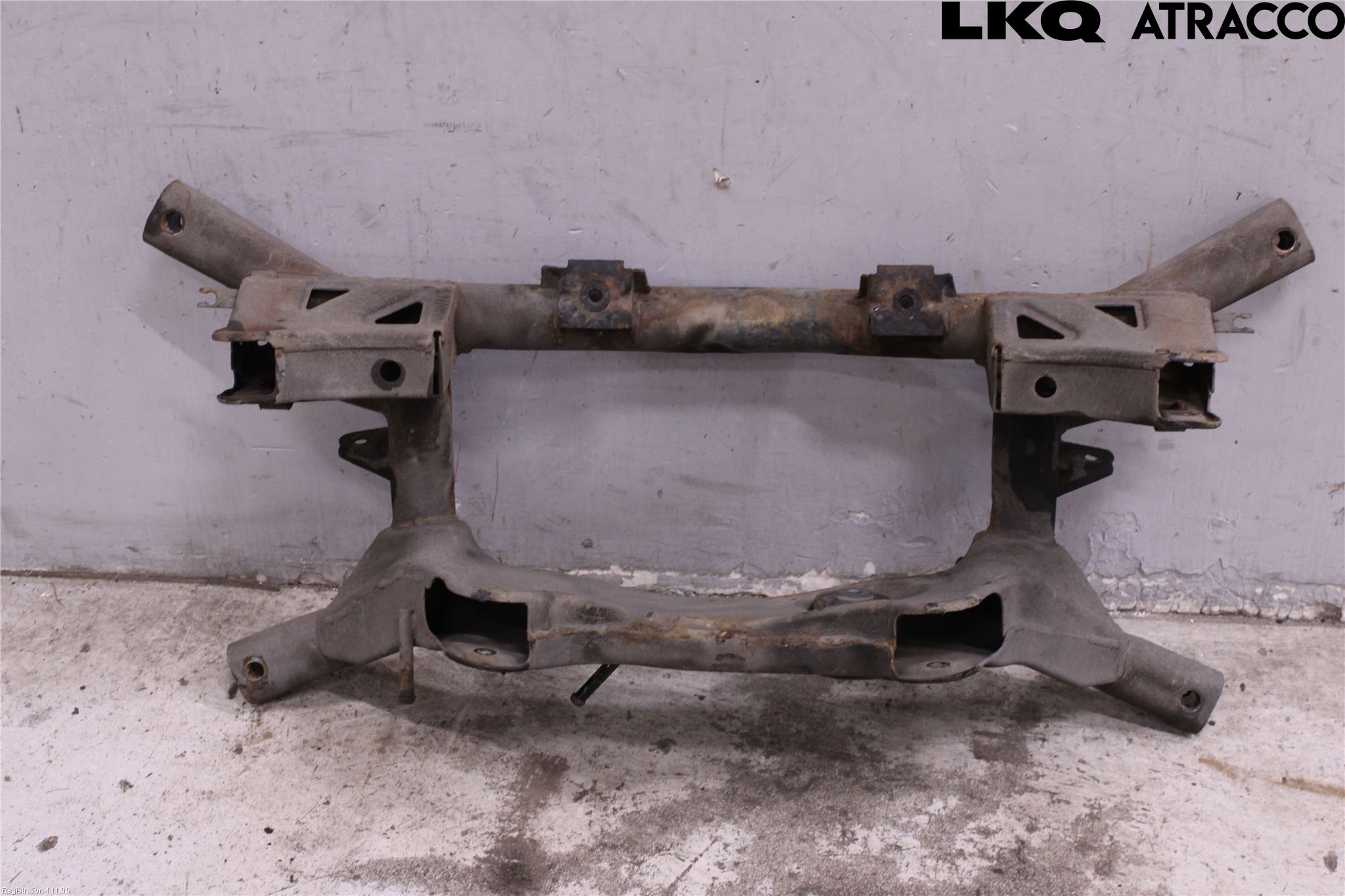 Mitsubishi OUTLANDER 13-21 Bakaksel Feste Travers-Ramme