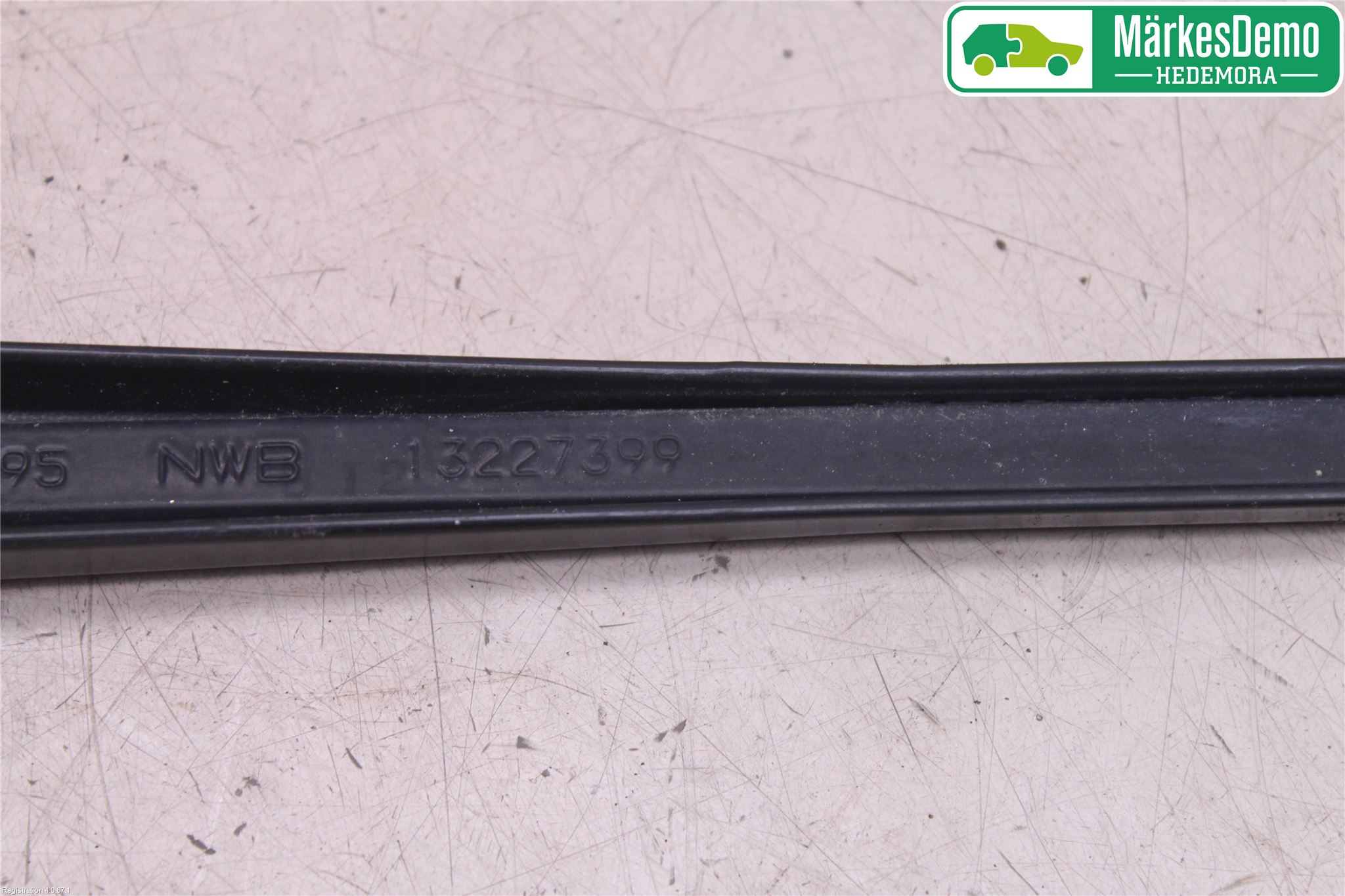 Opel INSIGNIA 09-16 Viskerarm-Armer Frontrute