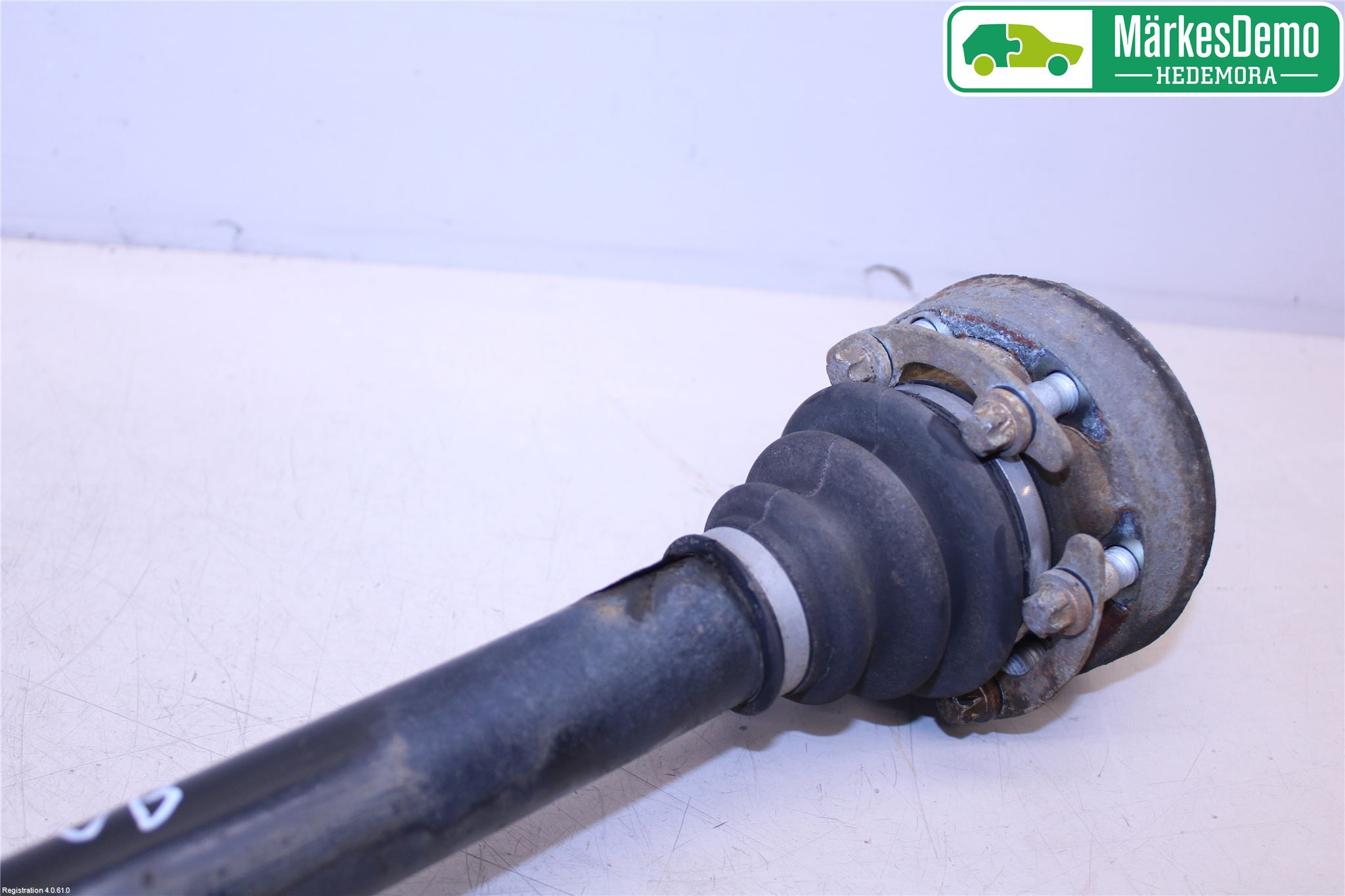 BMW X6 E71/E72   08-14 Drivaksel Bak Kompl Venstre