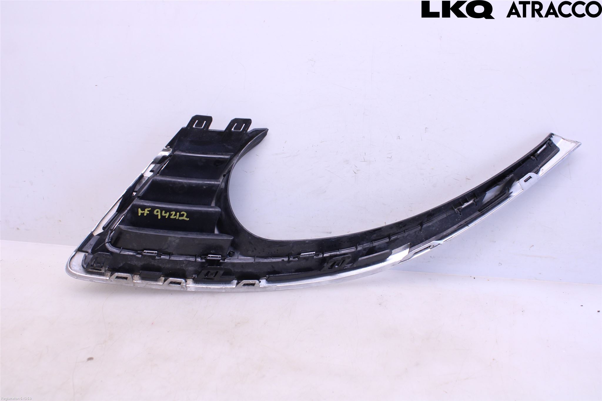 Saab 9-5     06-10 Frontlykt Ramme H Lyktering