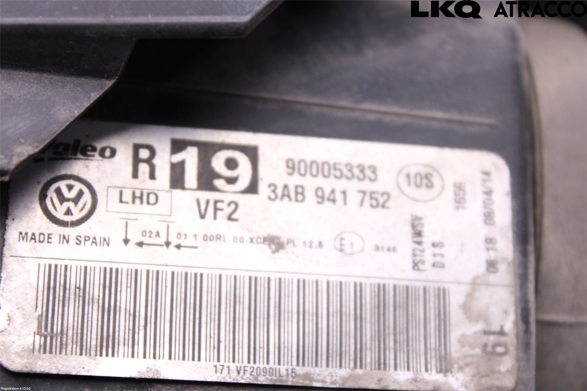 Volkswagen VW PASSAT 11-14 Frontlykt Høyre