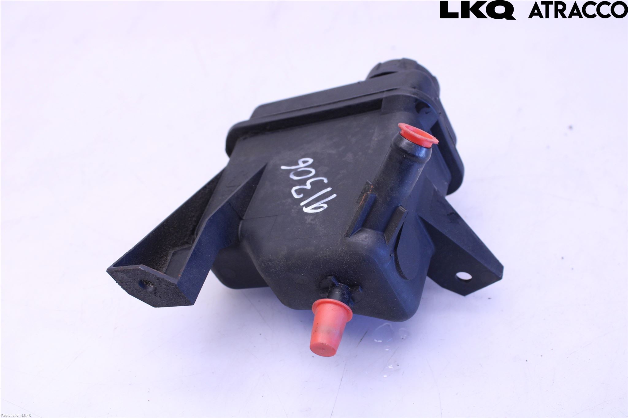 Volvo S40/V40    96-04 Servo Oljebeholder