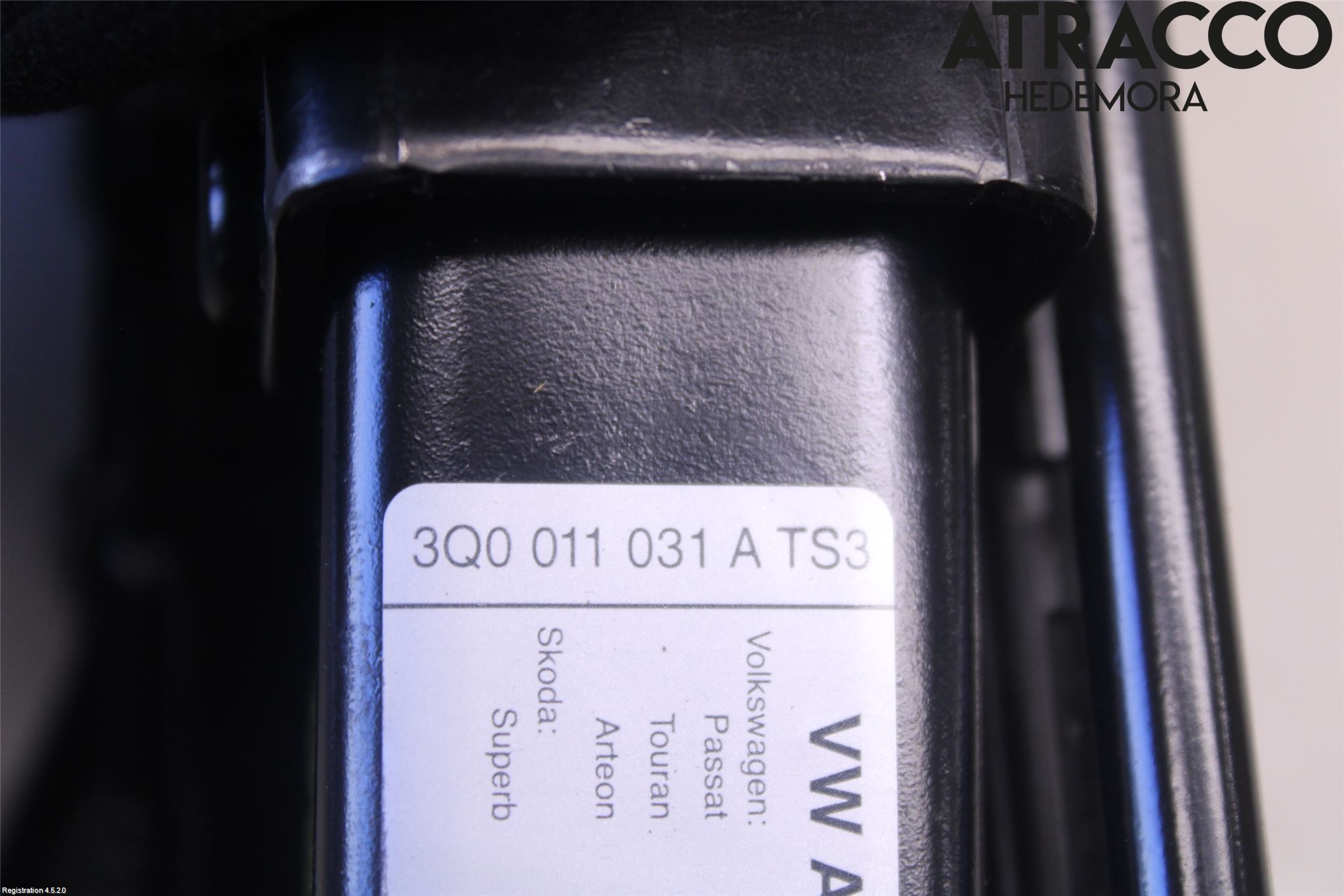 Volkswagen VW PASSAT 20-24 Jekk