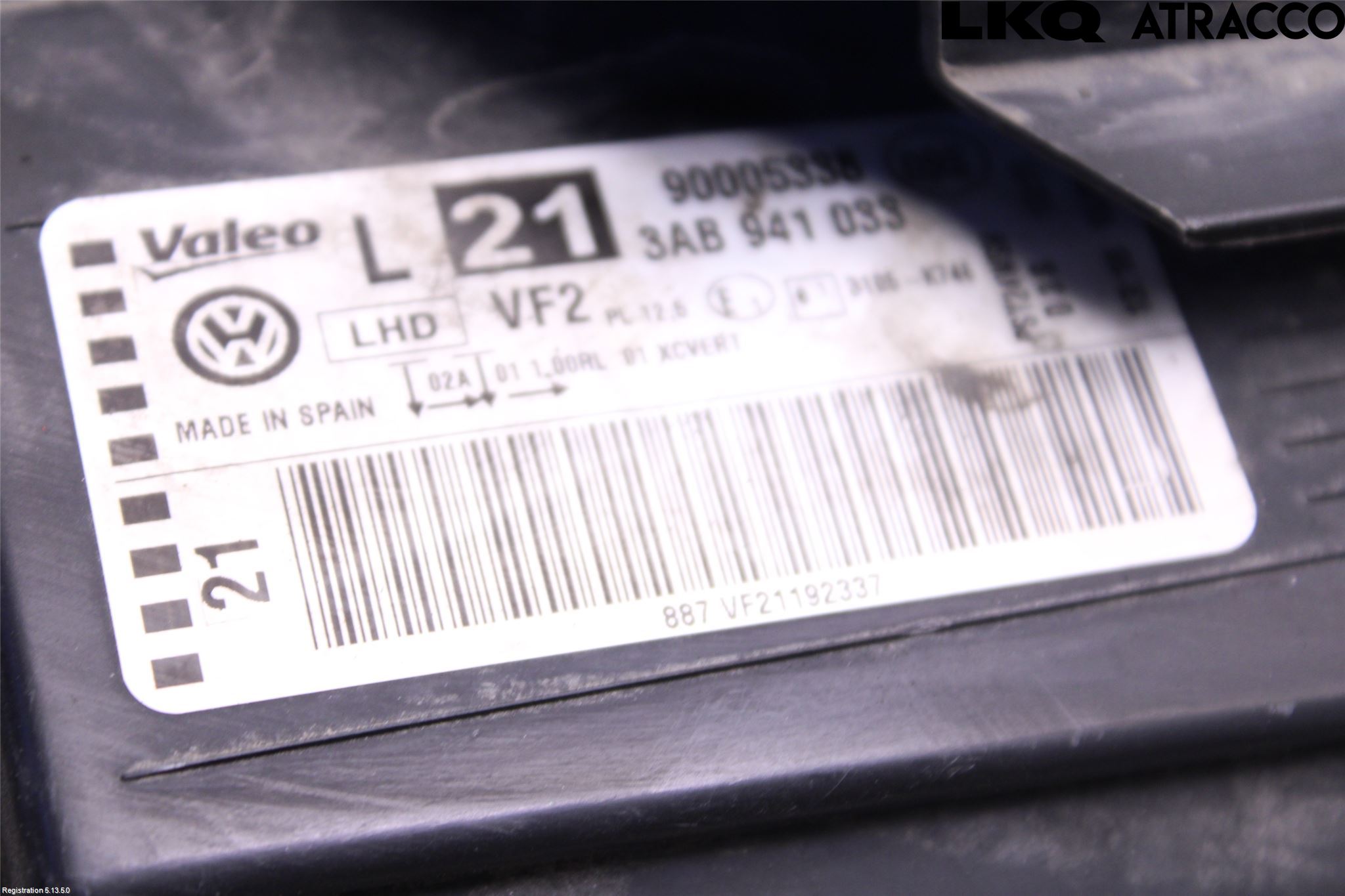 Volkswagen VW PASSAT 11-14 Frontlykt Venstre