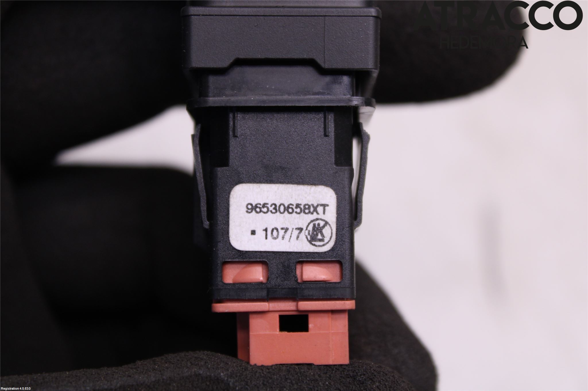 Citroen C4 PICASSO 06-13 Bryter Drivstoff Tankluke