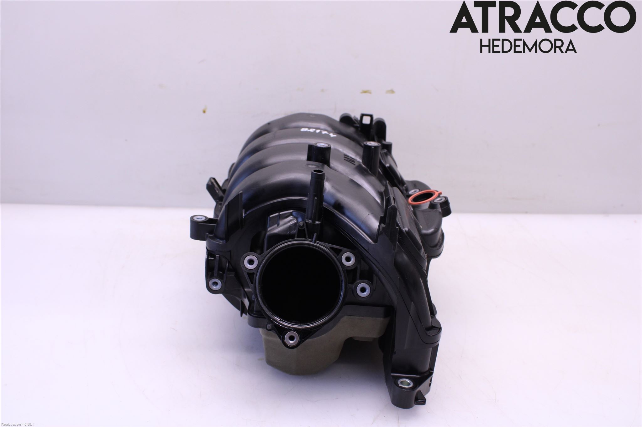 Toyota RAV4 19- Innsugningsmanifold