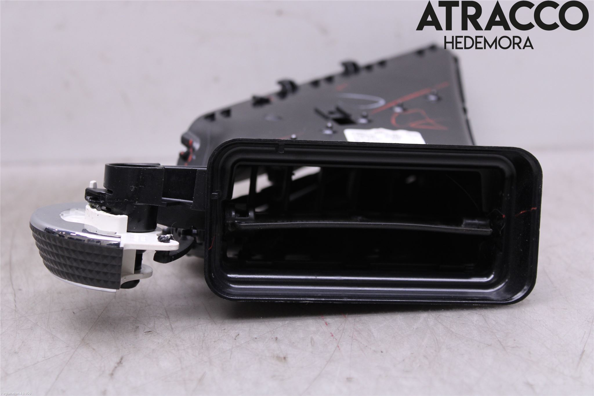 Ford C-MAX II  11-14 Dashbord Kanal - Dyse