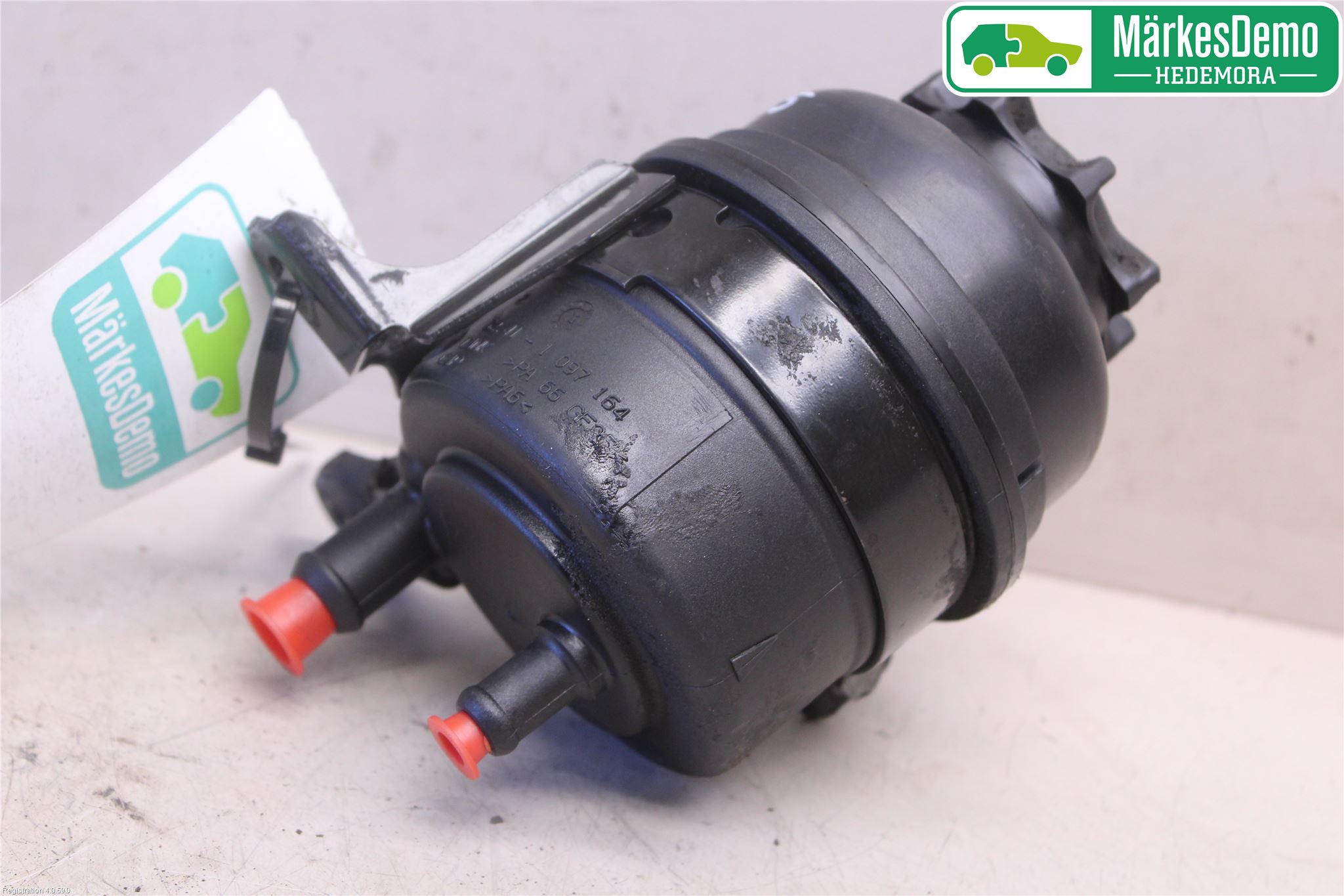 BMW 3 E46      98-05 Servo Oljebeholder