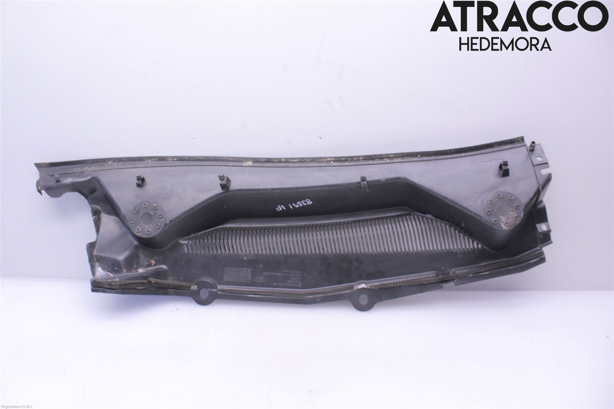 Ford MUSTANG V 05-14 Visker Deksel-Grill-Under Frr