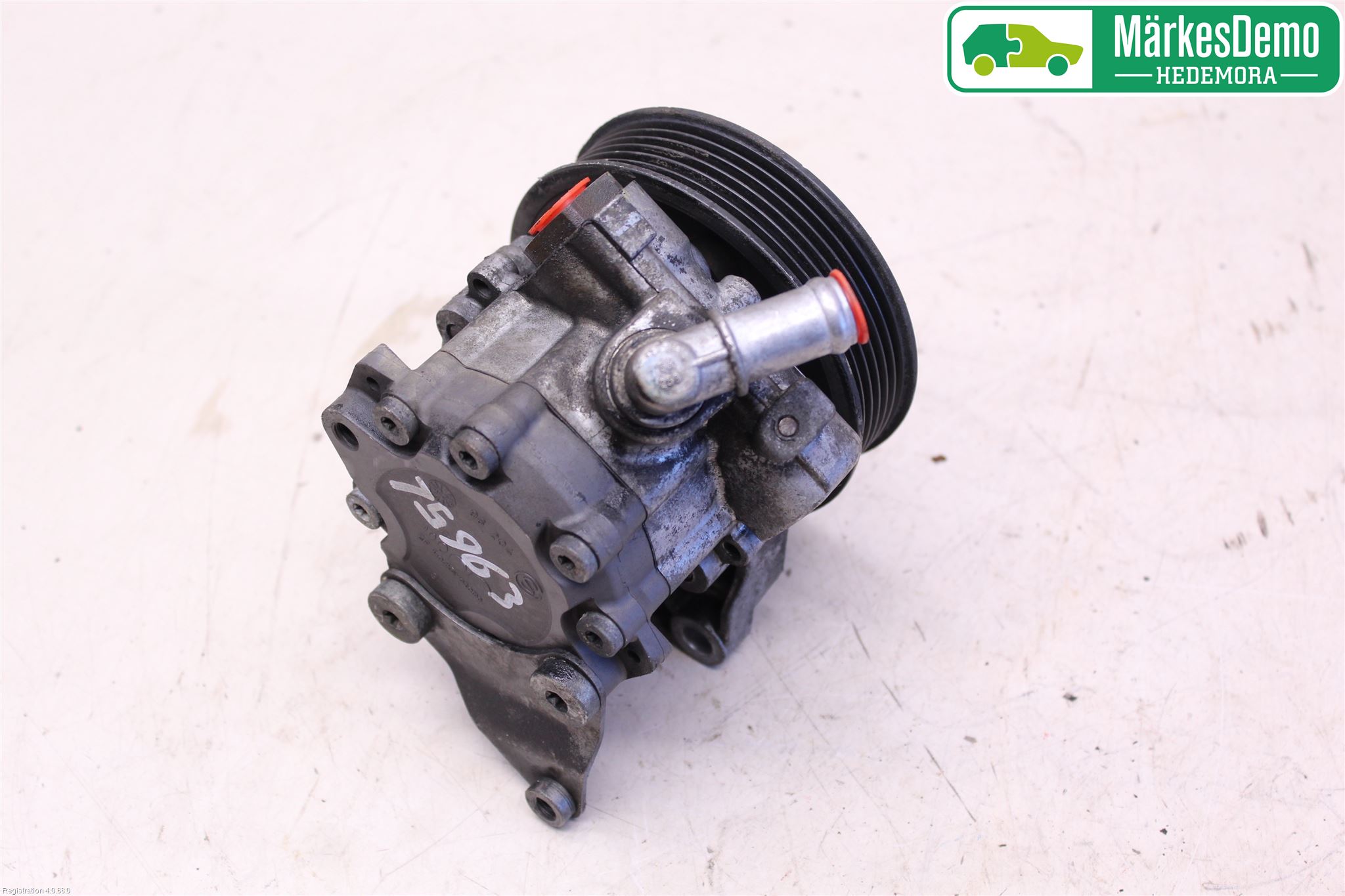 BMW X5 E53     99-06 Servo Pumpe