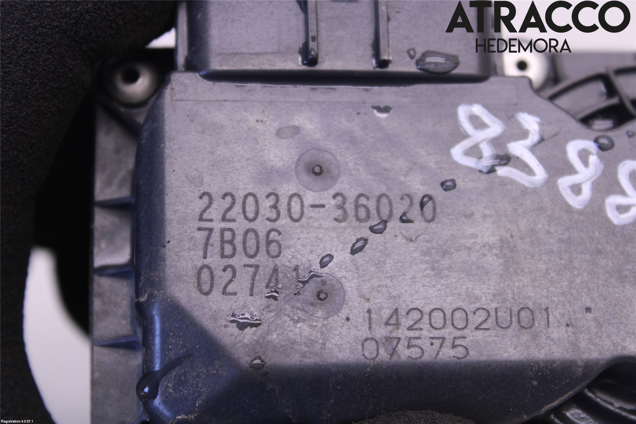 Toyota RAV4 13-18 Inns Spjeldhus