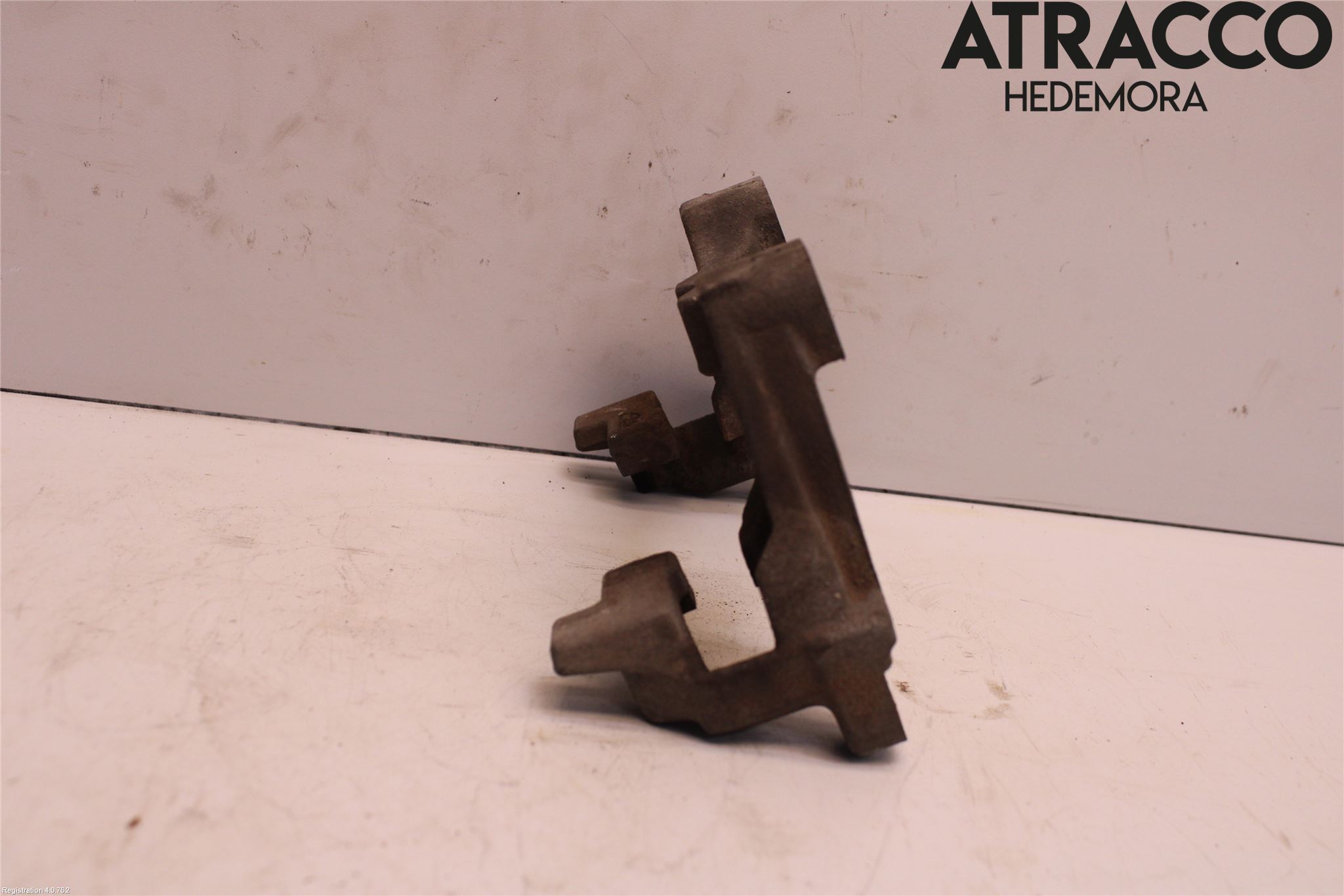 Volkswagen VW TOURAN 16- Bremsecaliper Feste Holder