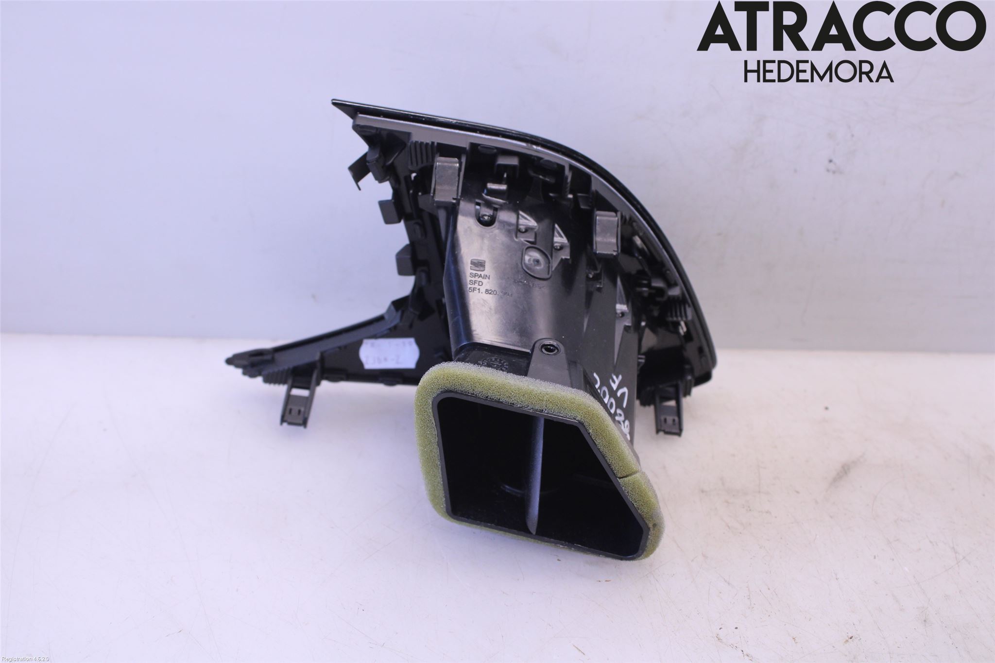 Seat LEON 13-20 Dashbord Kanal - Dyse