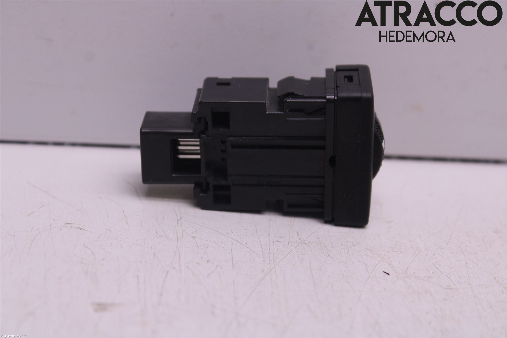 Toyota AVENSIS 09-15 Bryter Varmesete