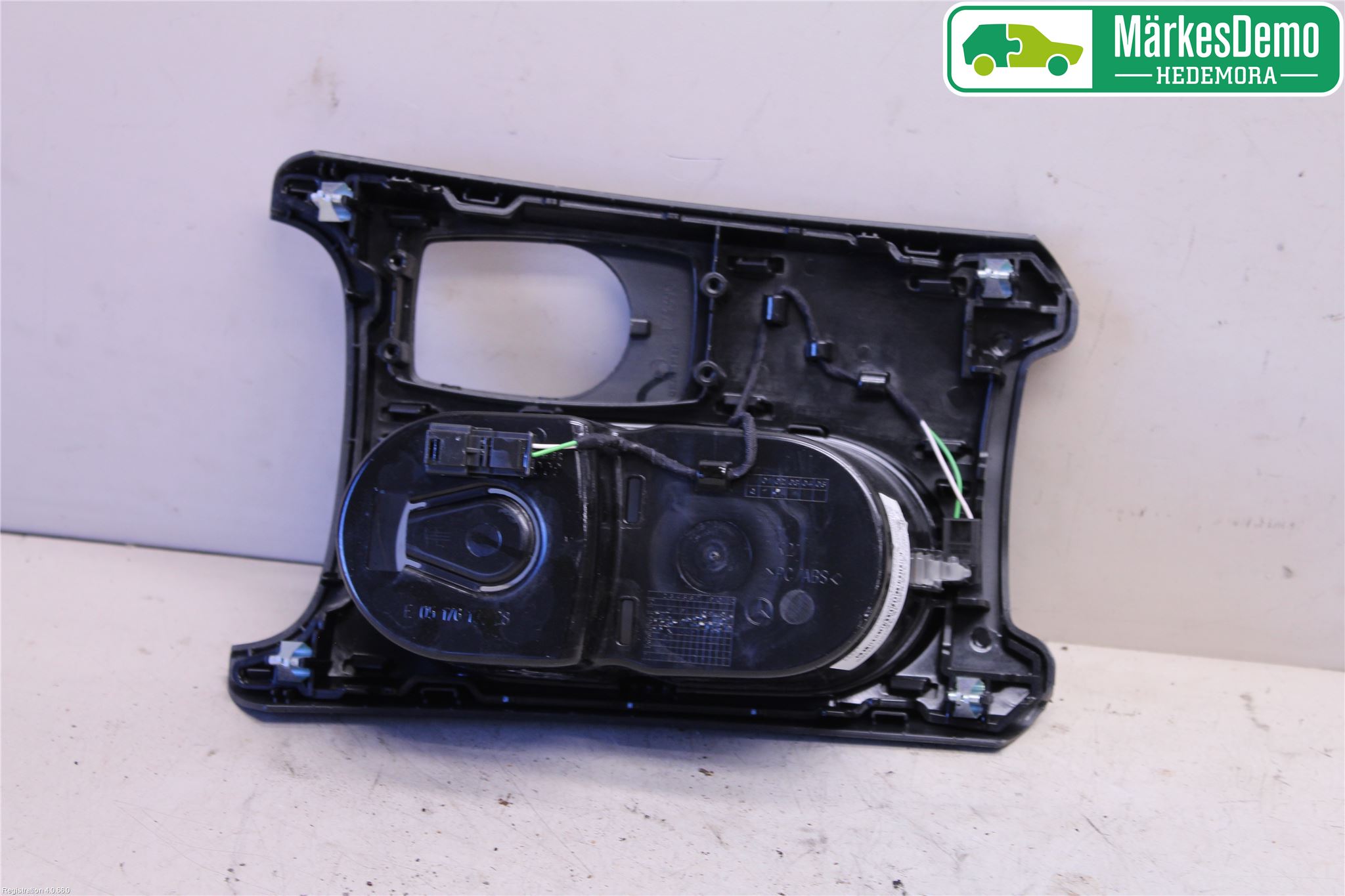 Mercedes-Benz MB GLA-KLASS (X156) 13-20 Innr Koppholder