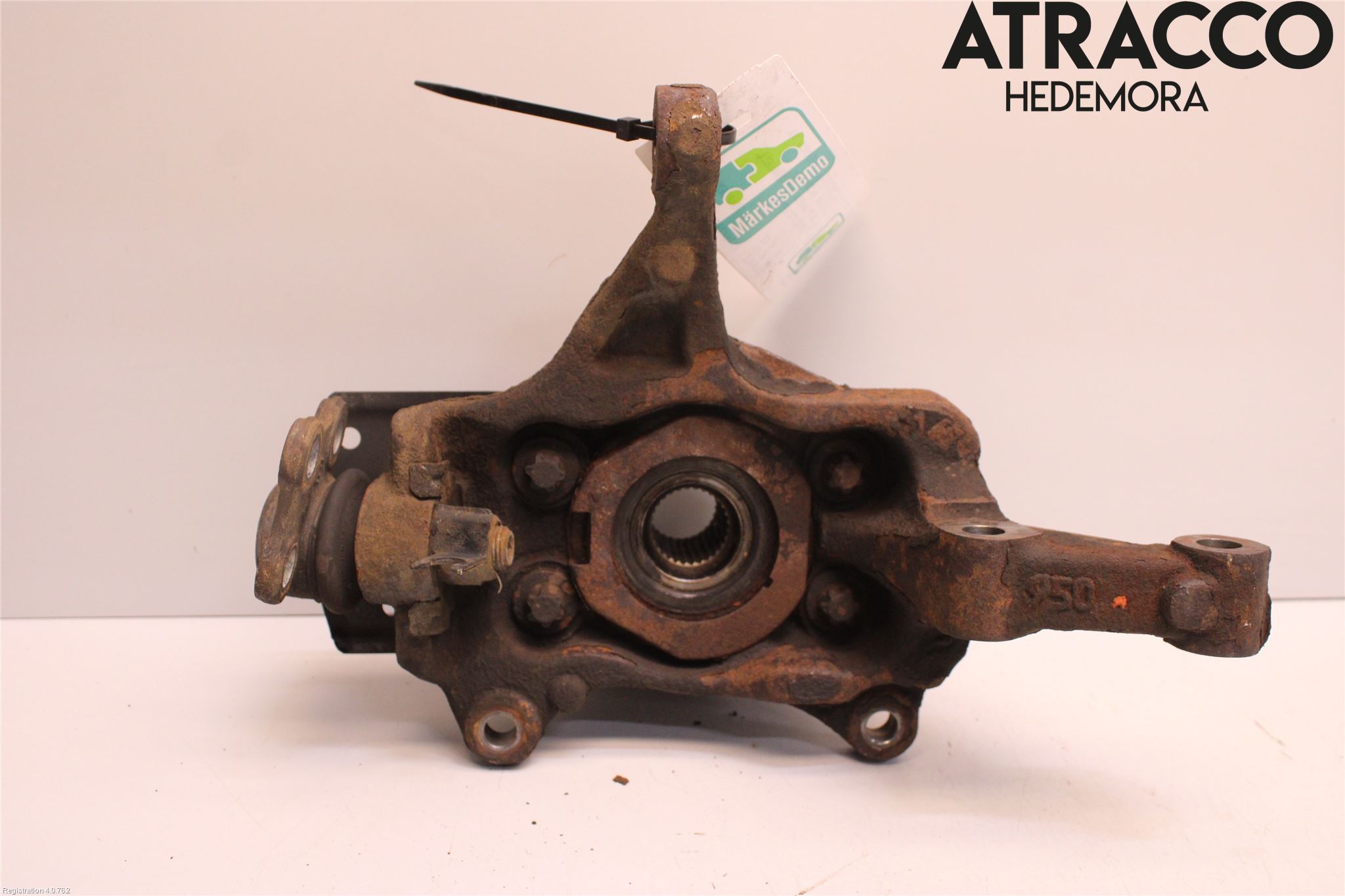 Nissan NV300 16-22 Spindel Vf