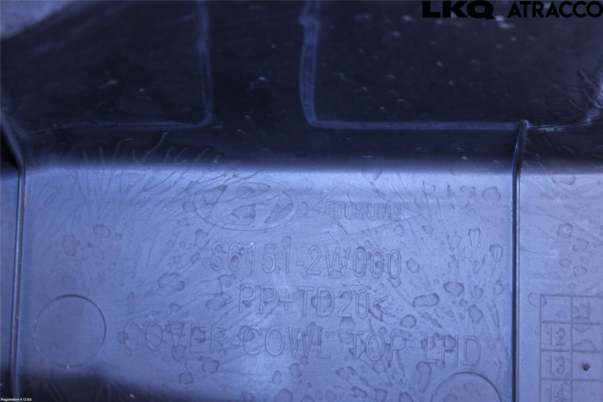 Hyundai SANTA FE 13-18 Visker Deksel-Grill-Under Frr